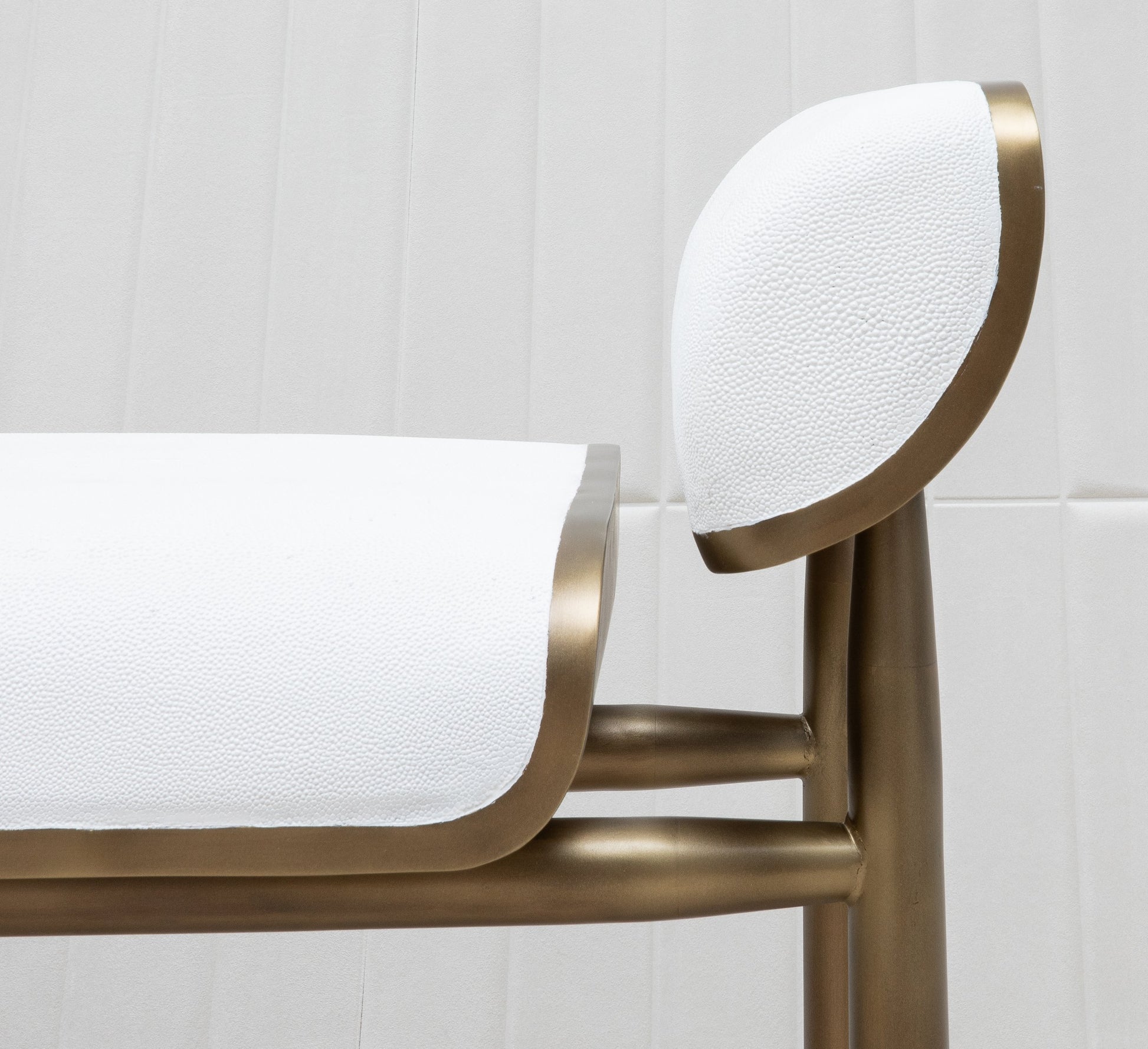 Dandy Day Bench in White Shagreen with Brass by Kifu Paris