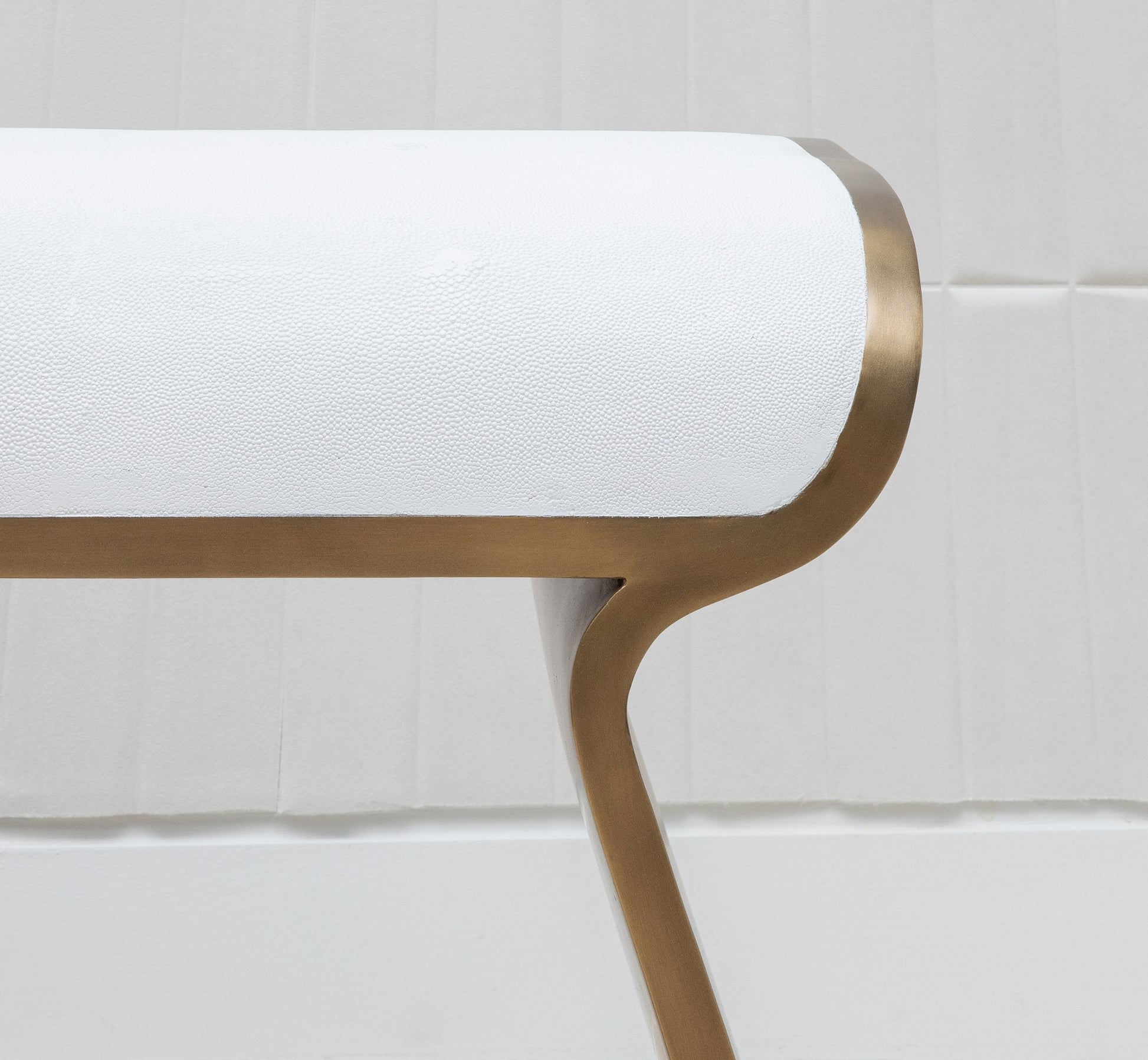 Dandy Bench in White Shagreen with Brass by Kifu Paris
