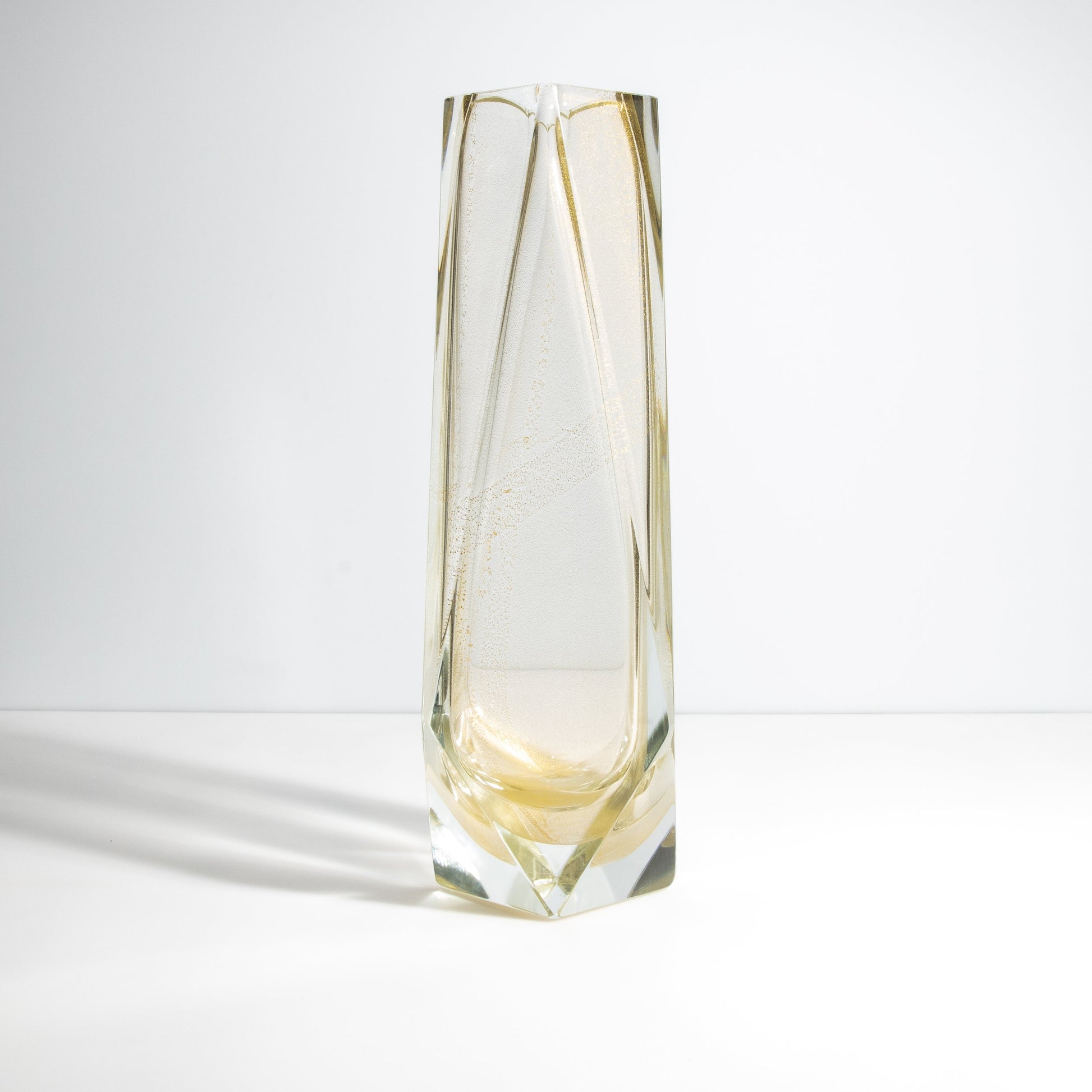 Murano Goccia Vase in Clear with 24-Karat Gold Flecks