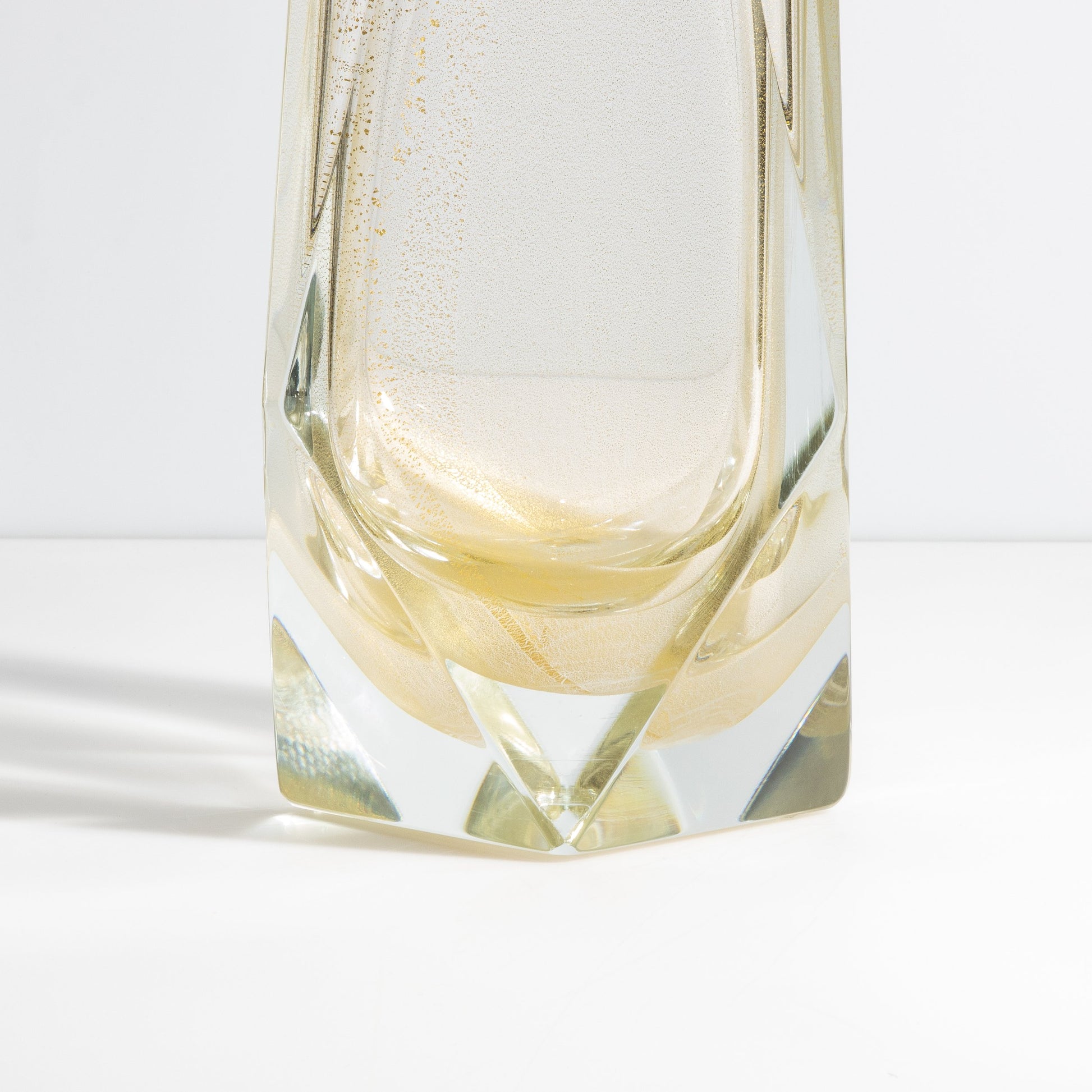 Murano Goccia Vase in Clear with 24-Karat Gold Flecks