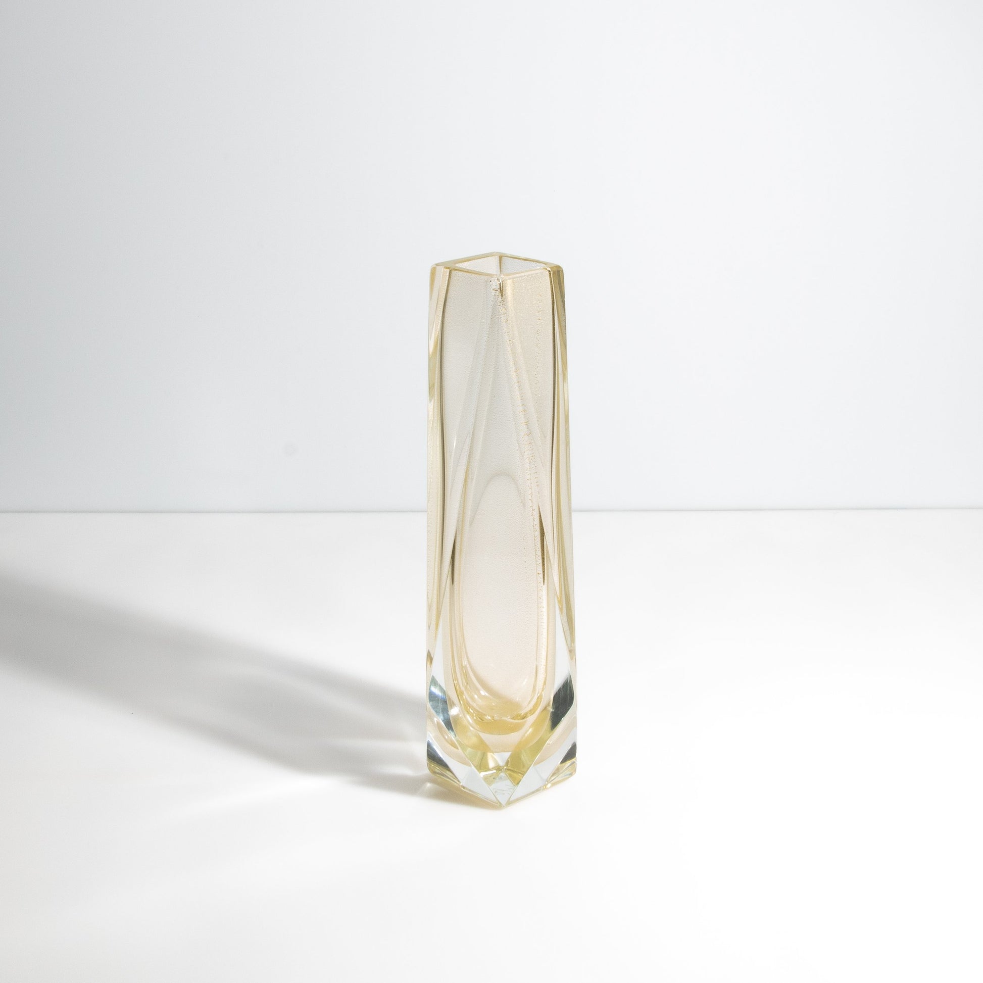 Vase Goccia Clear 24-Karat Gold Flecks M