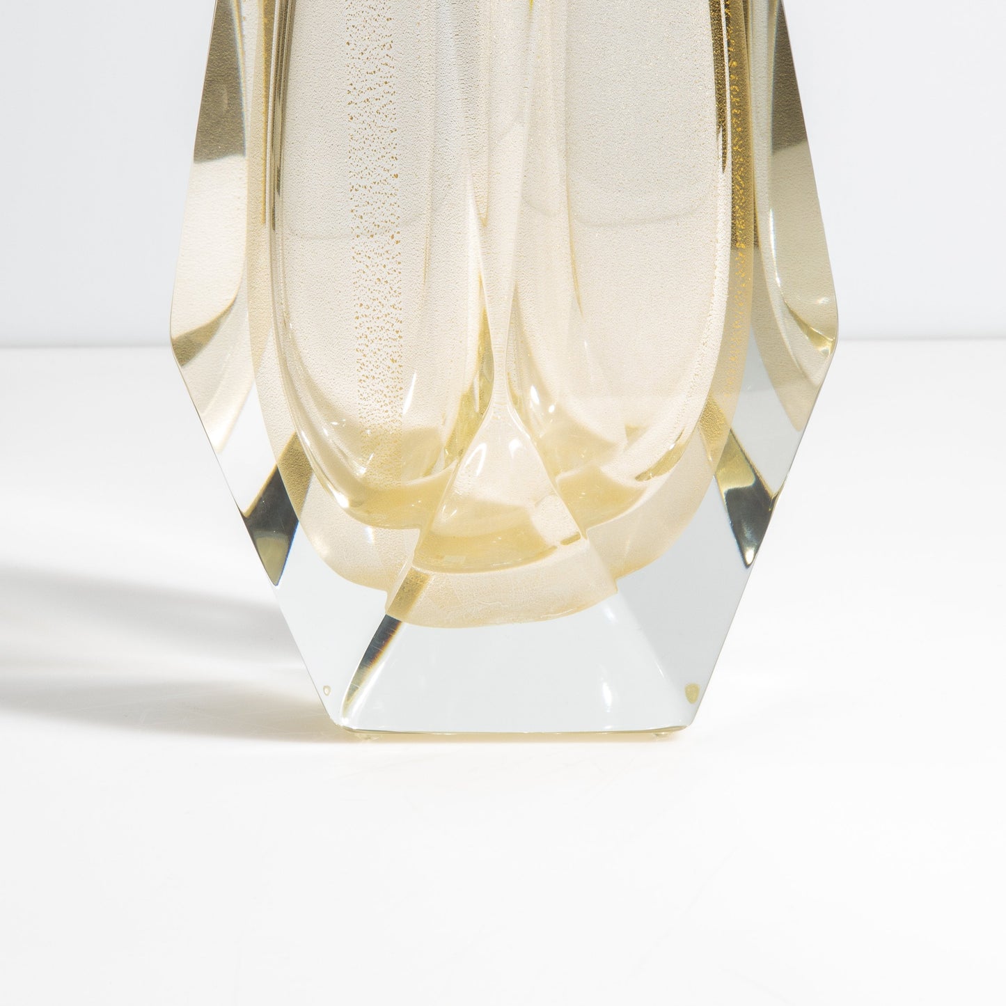 Vase Goccia Clear 24-Karat Gold Flecks M