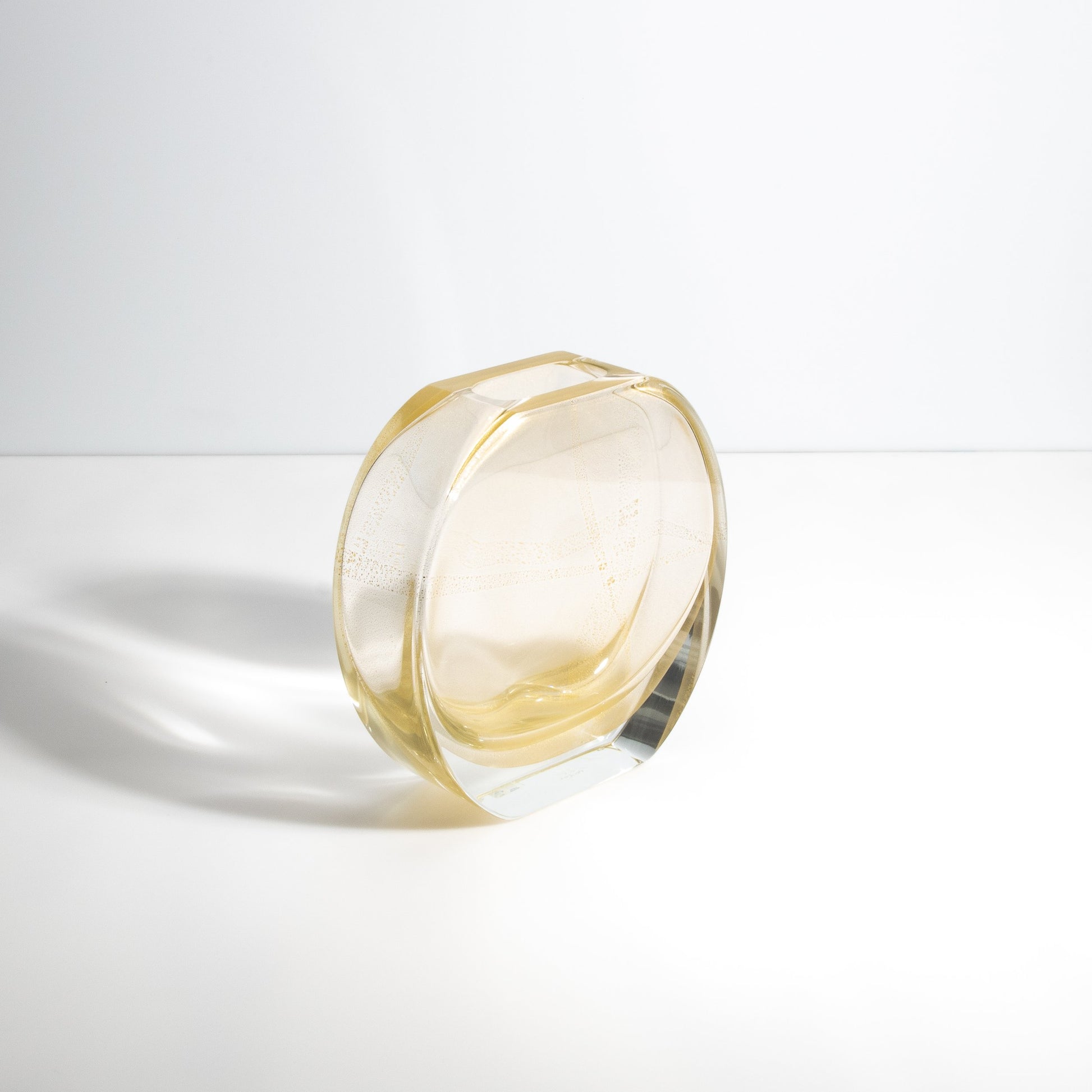 Murano Olivia Vase in Crystal with 24 Karat Gold Flecks
