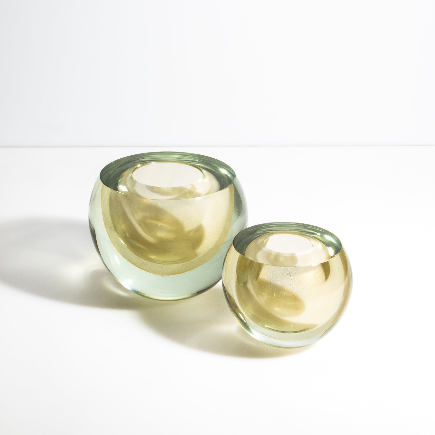 Murano Vase Sphere in Gold