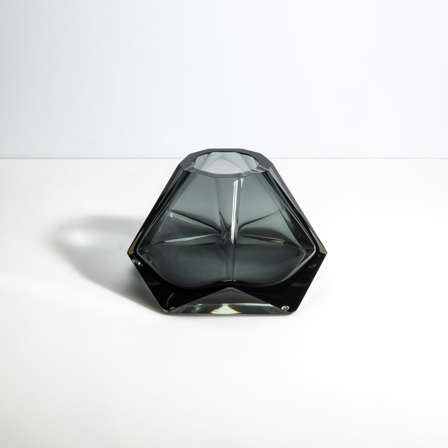 Murano Briolette Vase in Grey