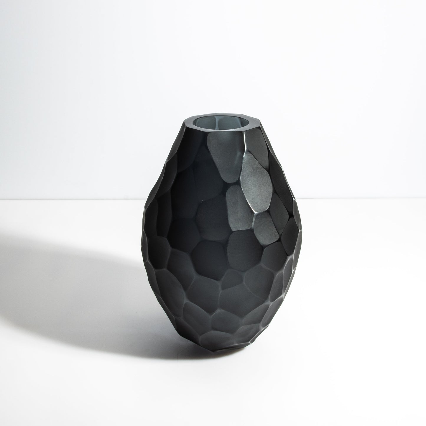 Murano Batutto Vase in Deep Grey