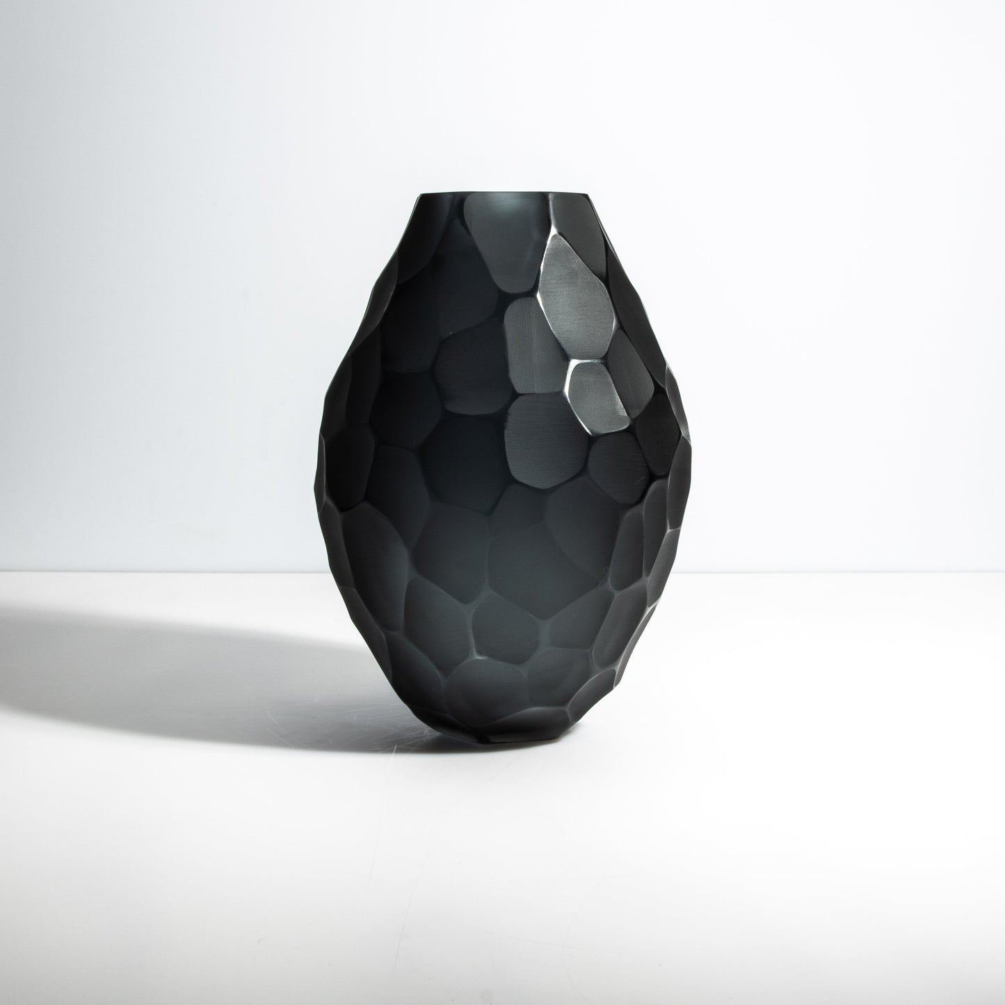Murano Batutto Vase in Deep Grey