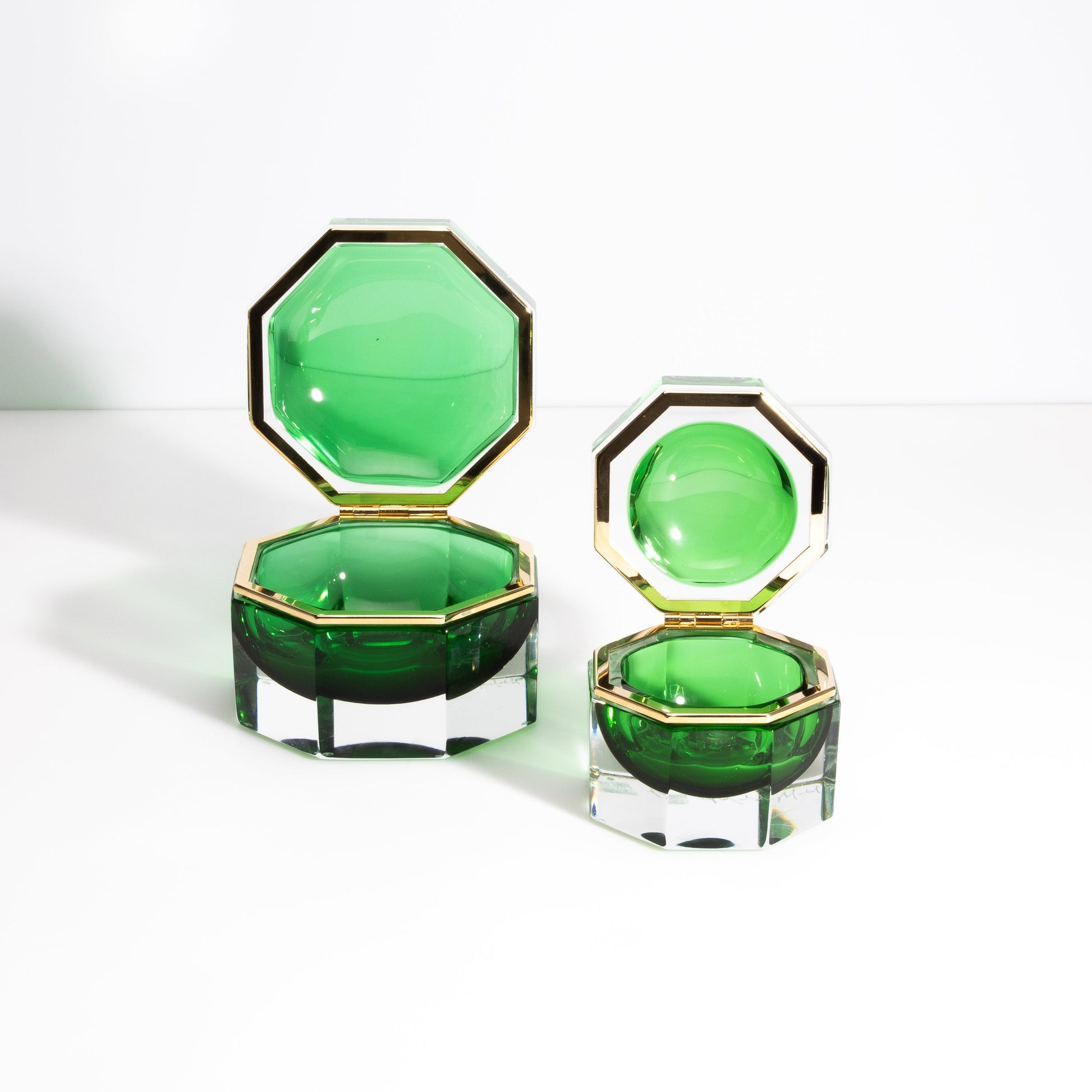 Murano Box Octagonal with Brass Fittings in Emerald Green