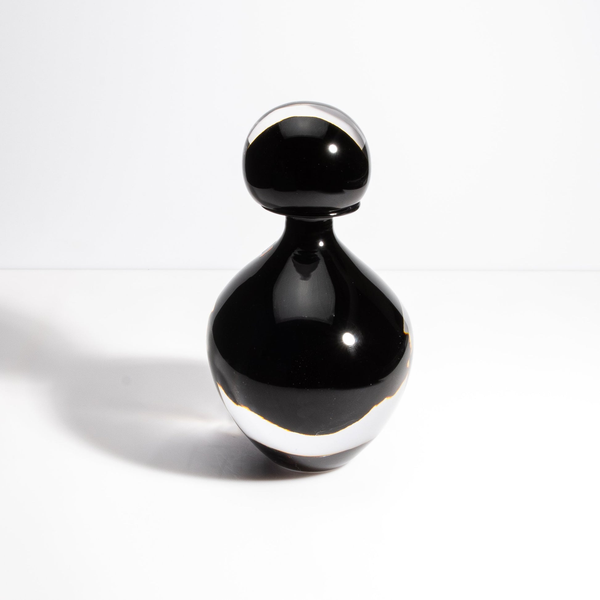 Murano Bottle Onyx Black L