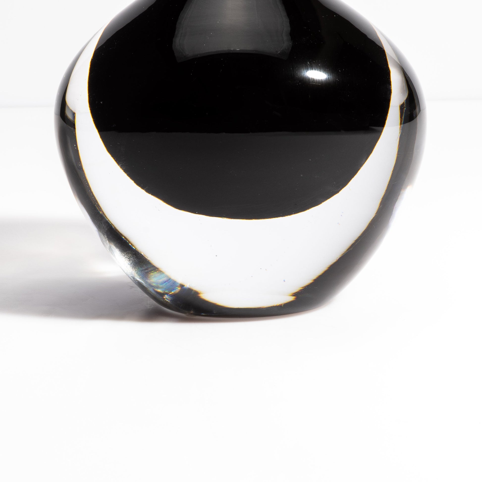 Murano Bottle Onyx Black M