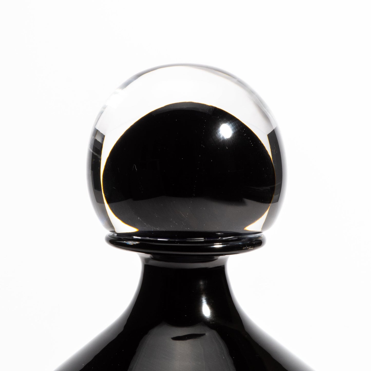 Murano Bottle Onyx Black M