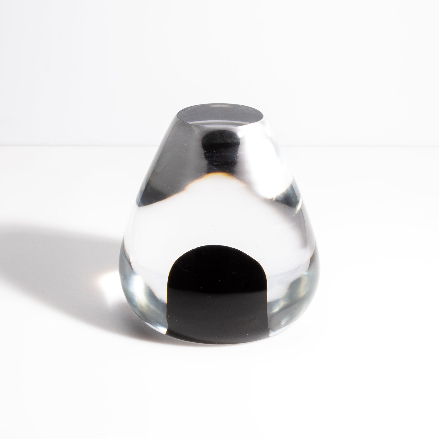 Murano Sculpture in Crystal Clear with the Black Detail