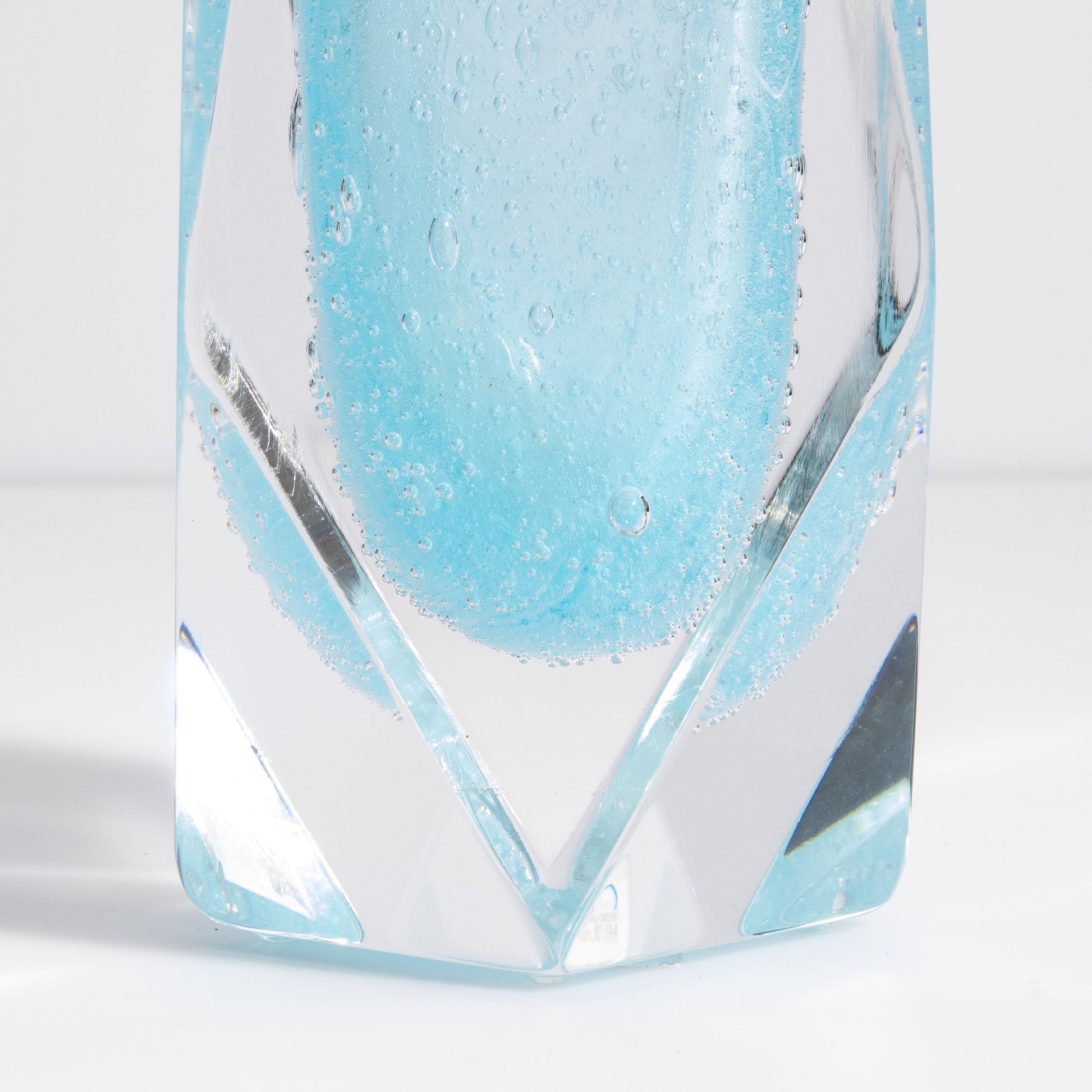 Murano Goccia Vase with Bubbles in Light Lagoon Blue