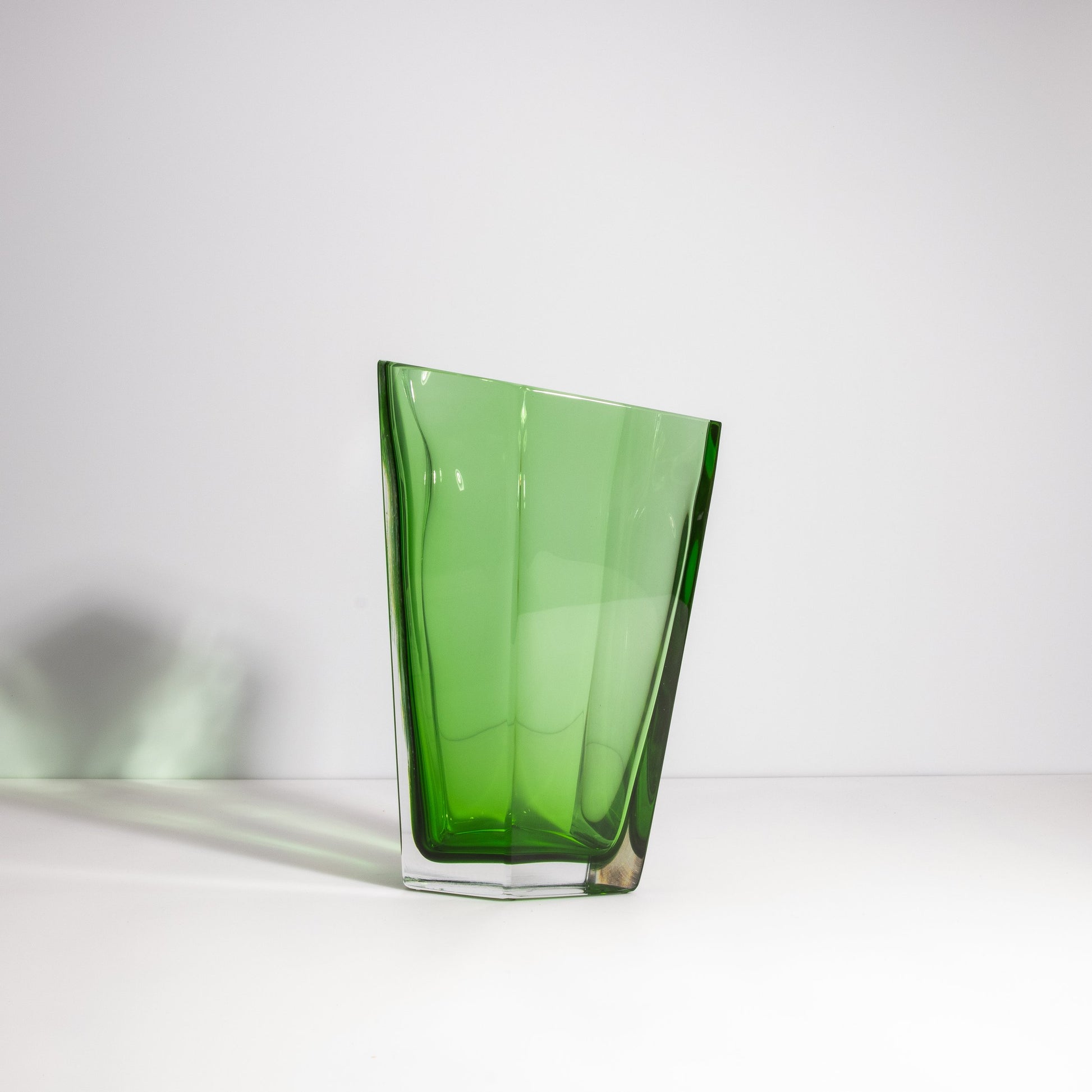 Murano Penta Vase in Emerald Green