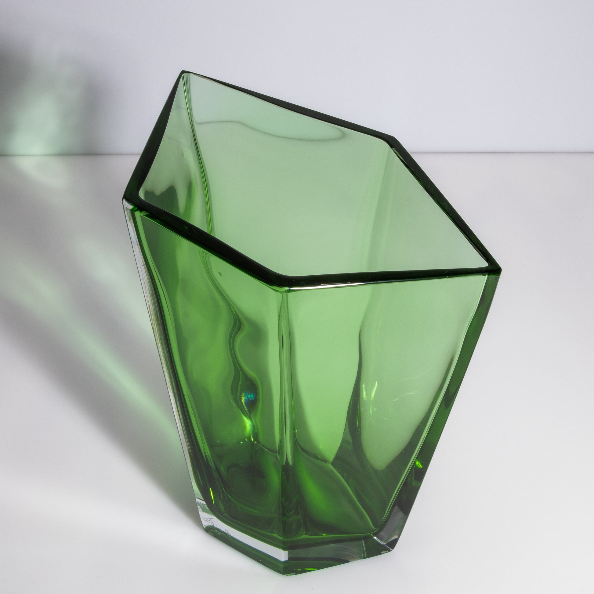 Murano Penta Vase in Emerald Green