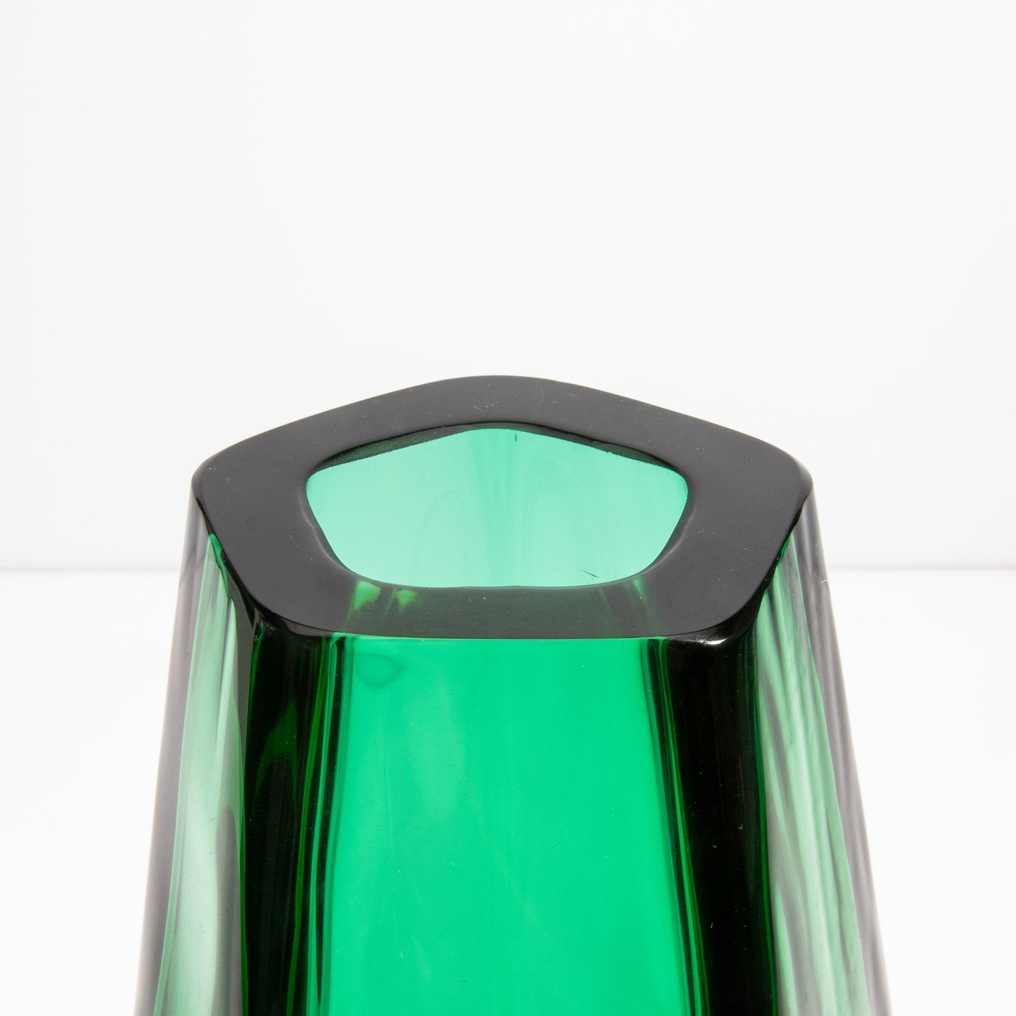 Murano Vase in Emerald Green