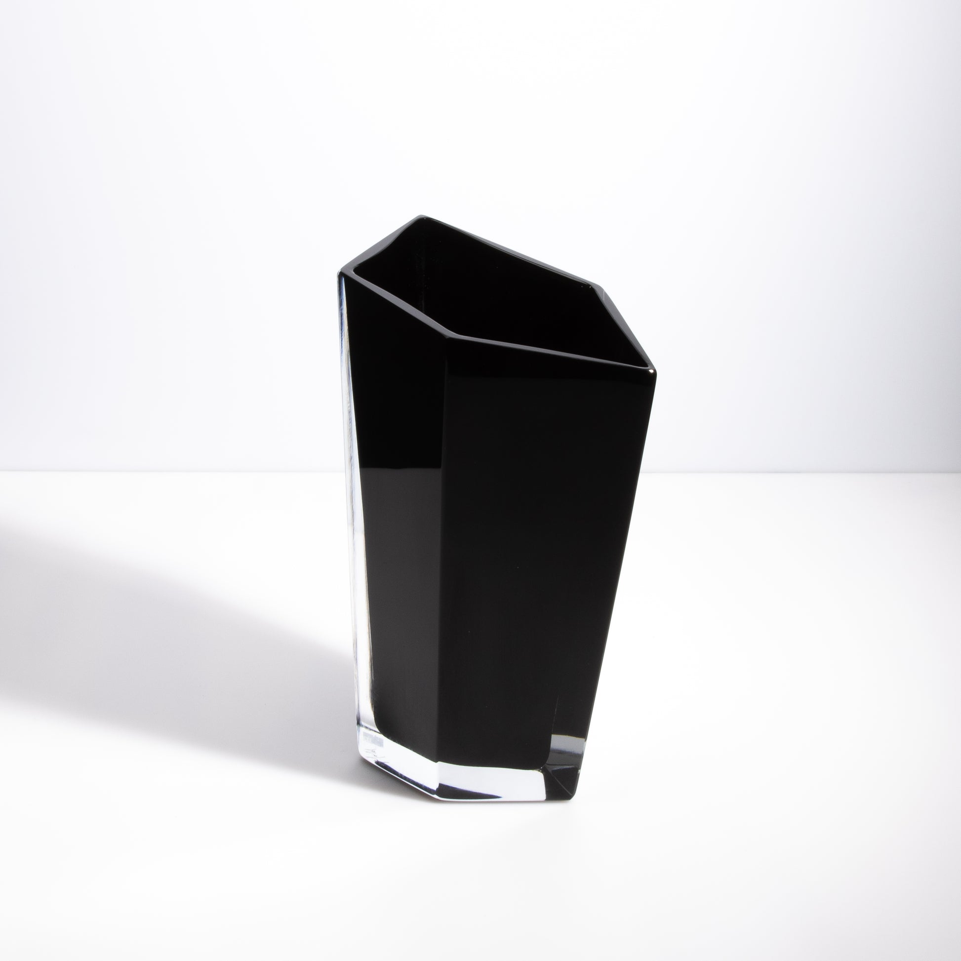 Murano Penta Vase in Onyx Black