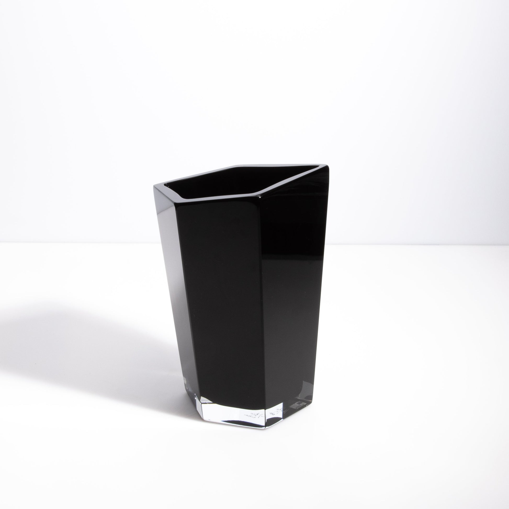 Murano Penta Vase in Onyx Black