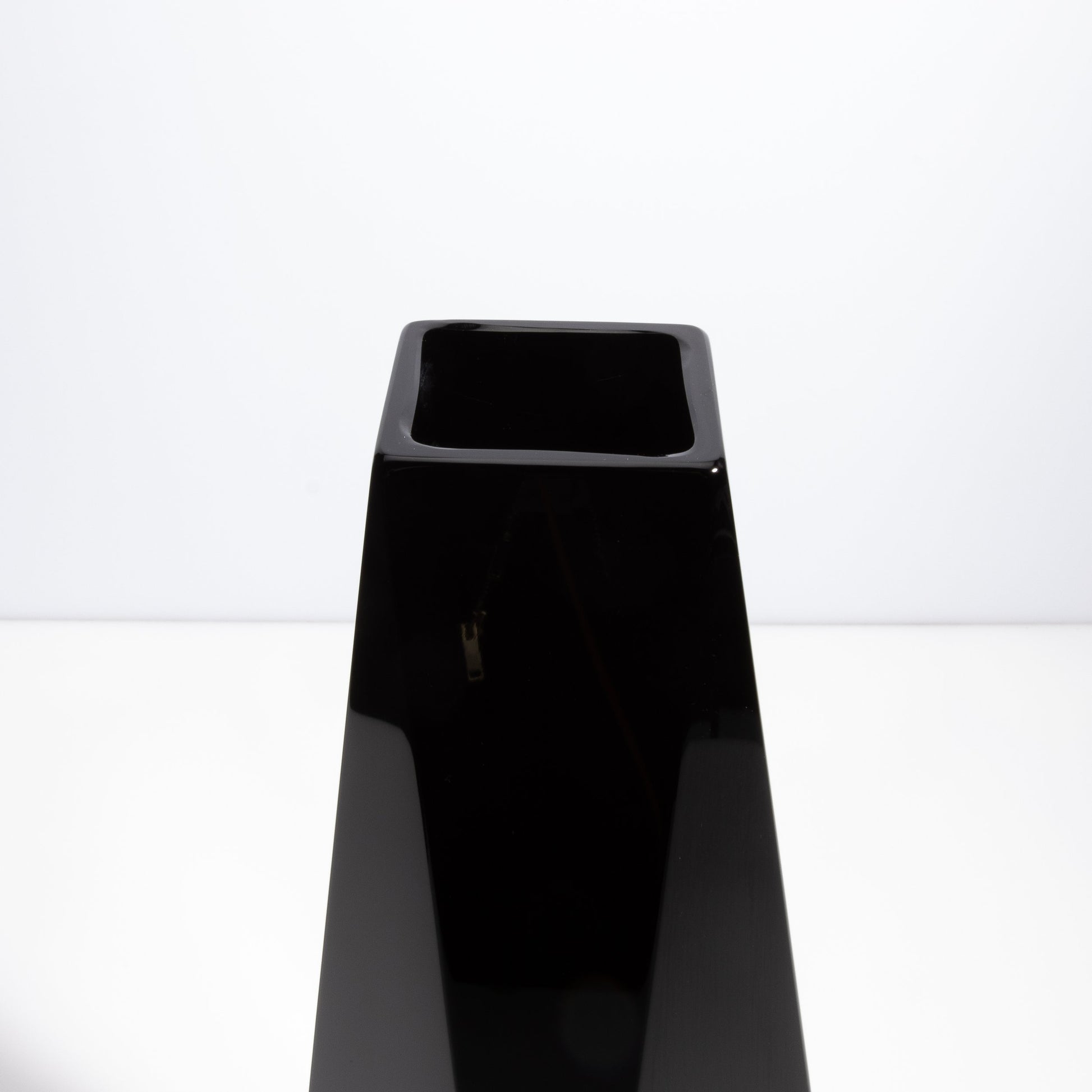 Murano Goccia Vase in Onyx Black