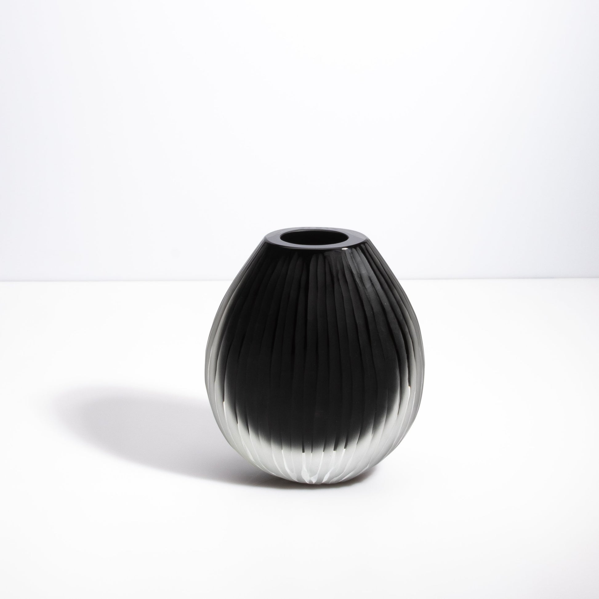 Murano Supreme Vase in Black