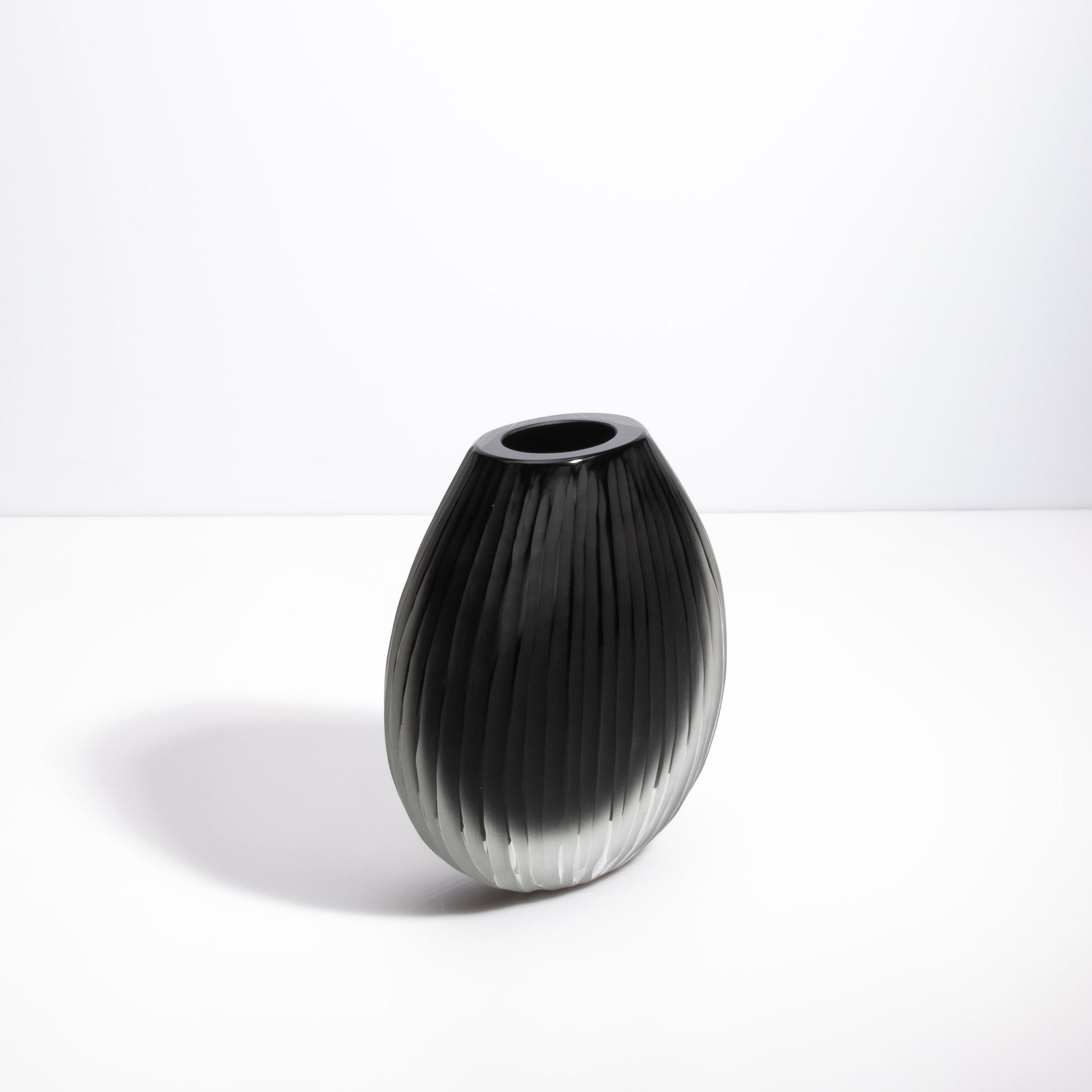 Murano Supreme Vase in Black