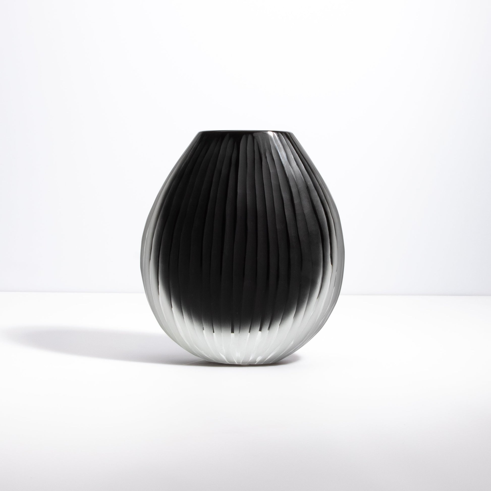 Murano Supreme Vase in Black