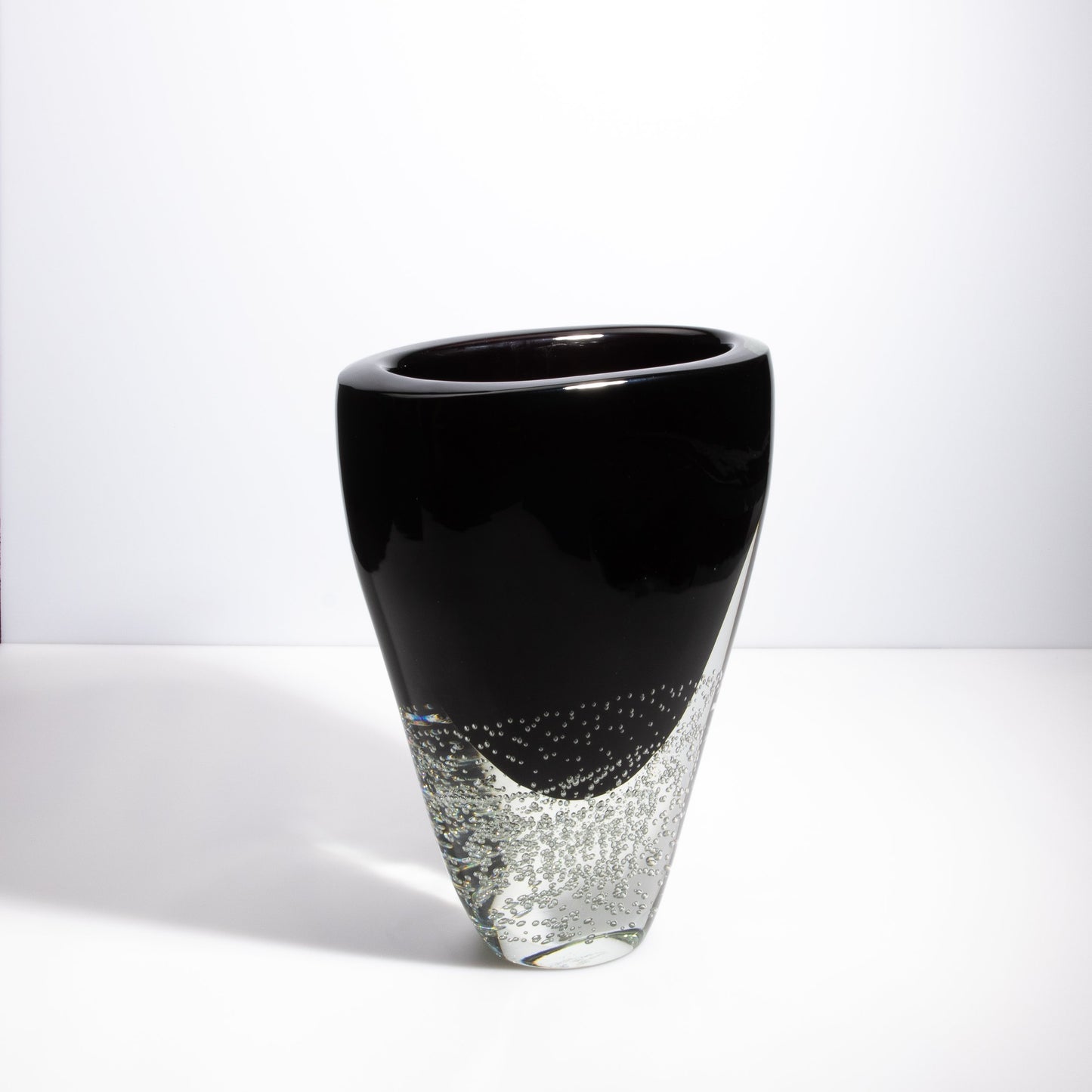 Murano Massiccio Vase with Bubbles in Black Onyx and Clear