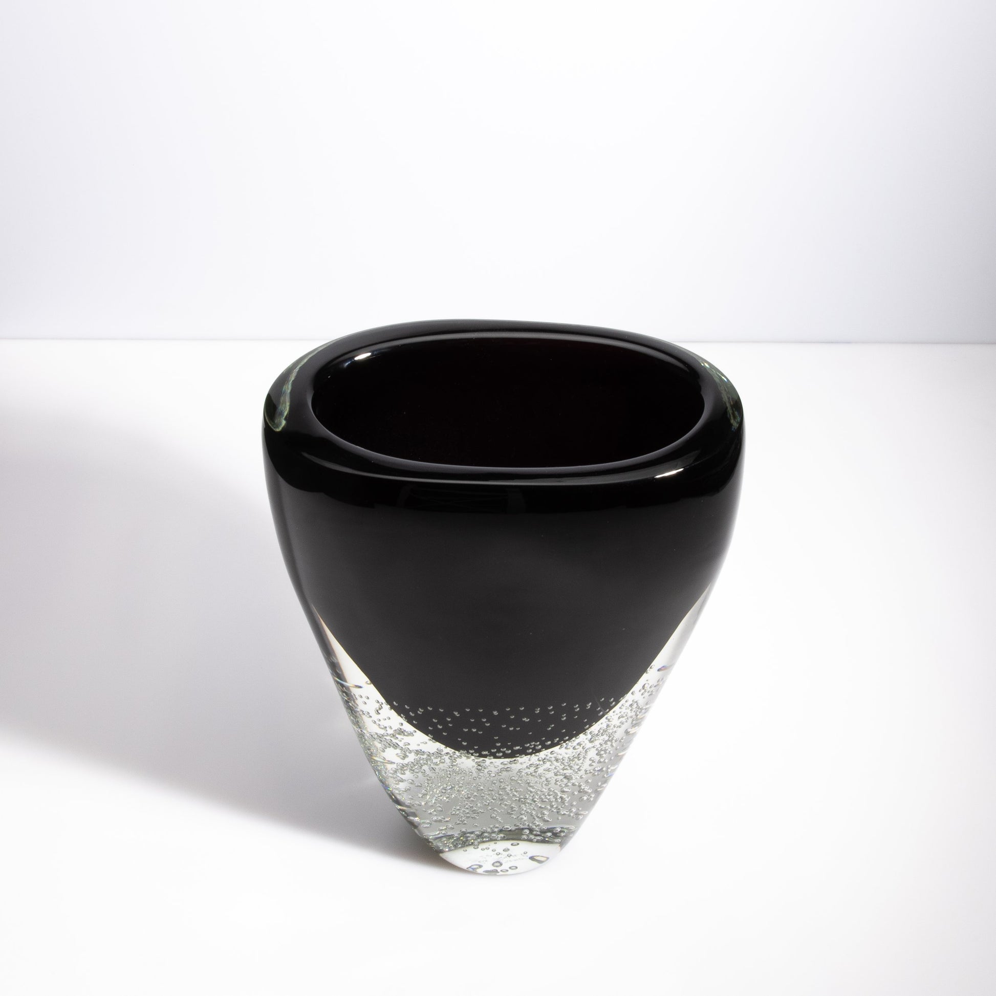 Murano Massiccio Vase with Bubbles in Black Onyx and Clear
