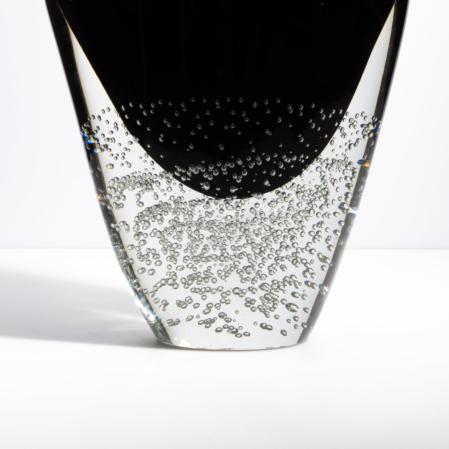 Murano Massiccio Vase with Bubbles in Black Onyx and Clear