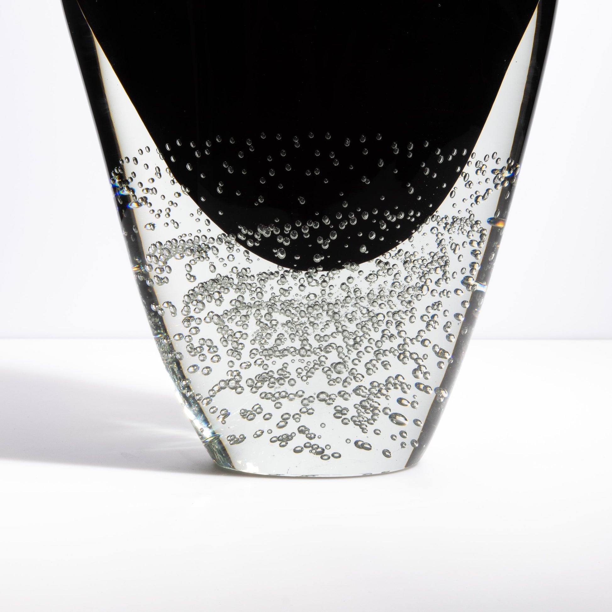 Murano Massiccio Vase with Bubbles in Black Onyx and Clear