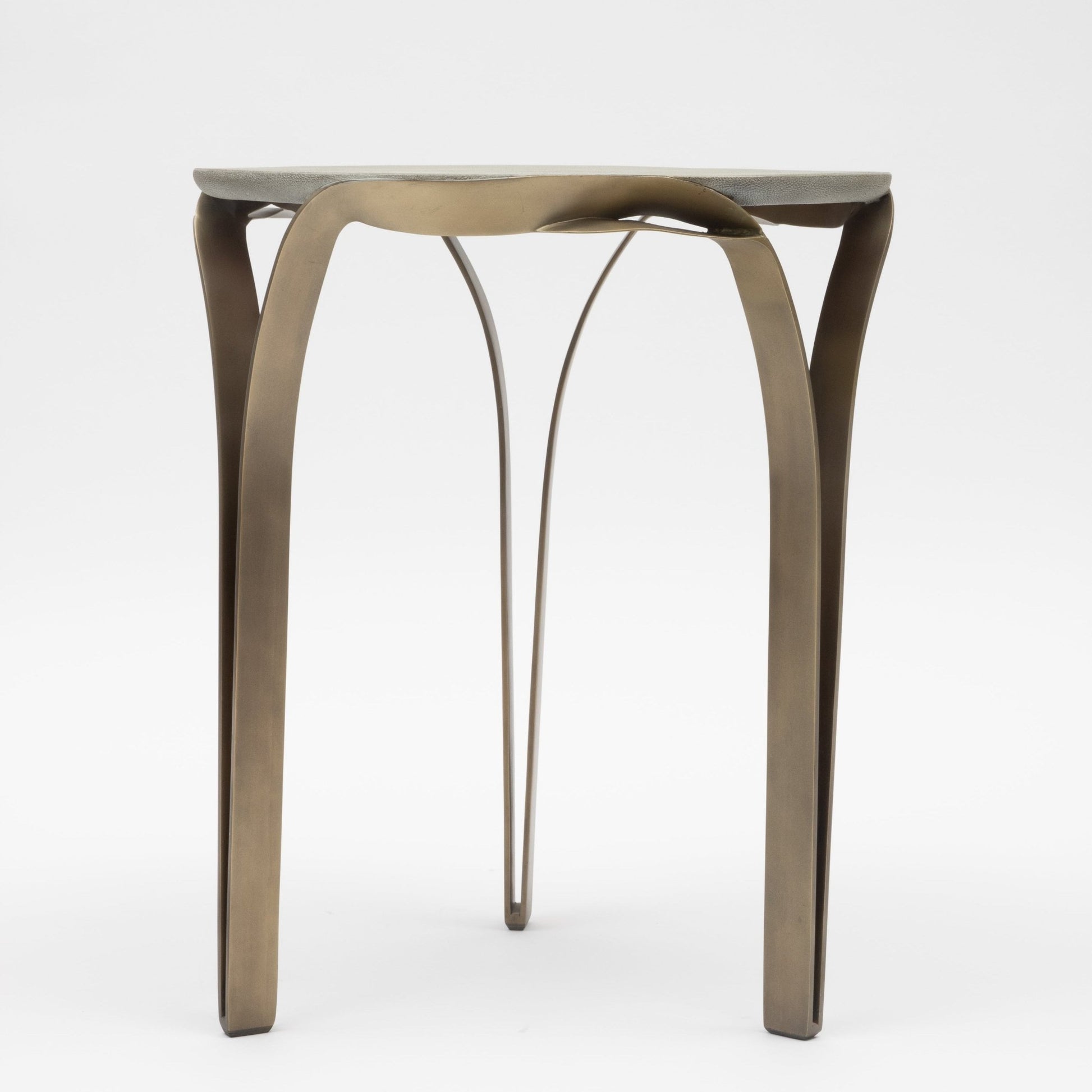 {{ product_title }} by {{ vendor }} – luxury {{ product_type }} at MOGUL