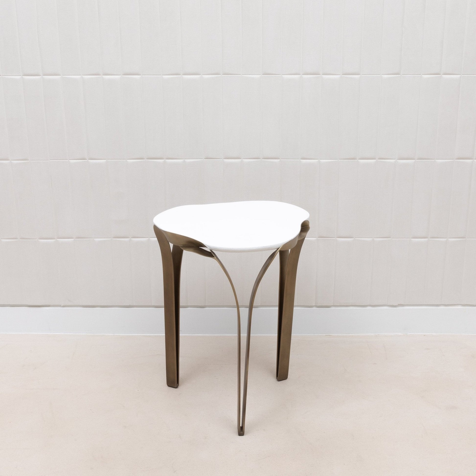 {{ product_title }} by {{ vendor }} – luxury {{ product_type }} at MOGUL