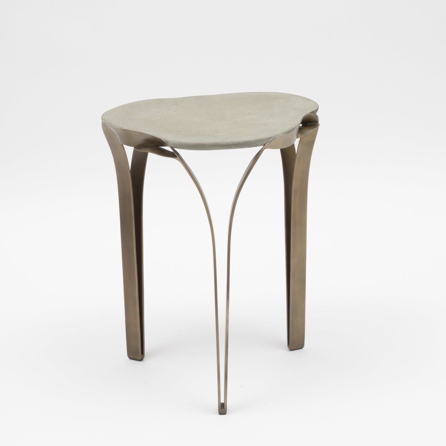 {{ product_title }} by {{ vendor }} – luxury {{ product_type }} at MOGUL