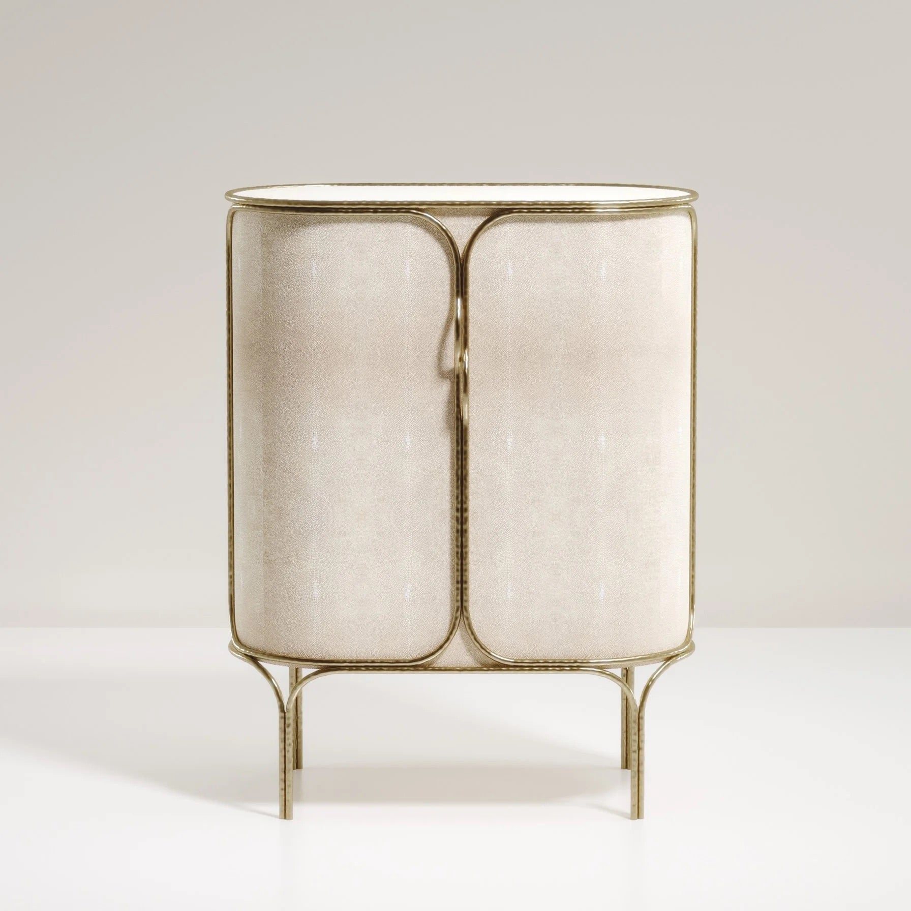 {{ product_title }} by {{ vendor }} – luxury {{ product_type }} at MOGUL