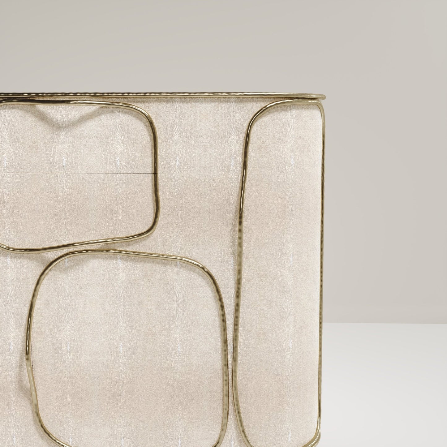 {{ product_title }} by {{ vendor }} – luxury {{ product_type }} at MOGUL