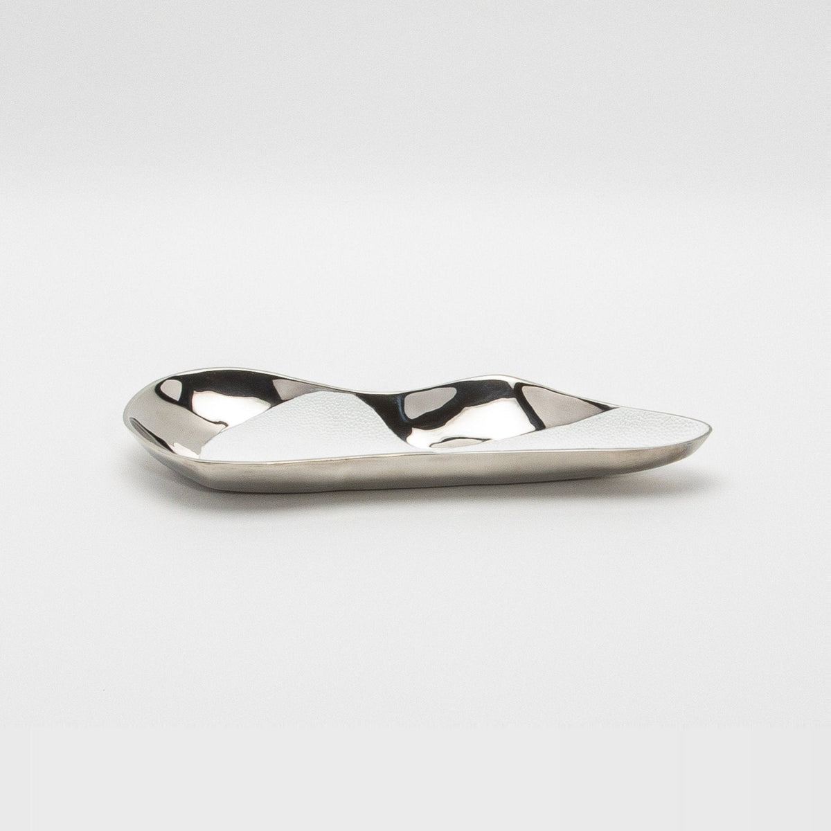Bowl in Stainless Steel with White Shagreen Details by KIFU Paris