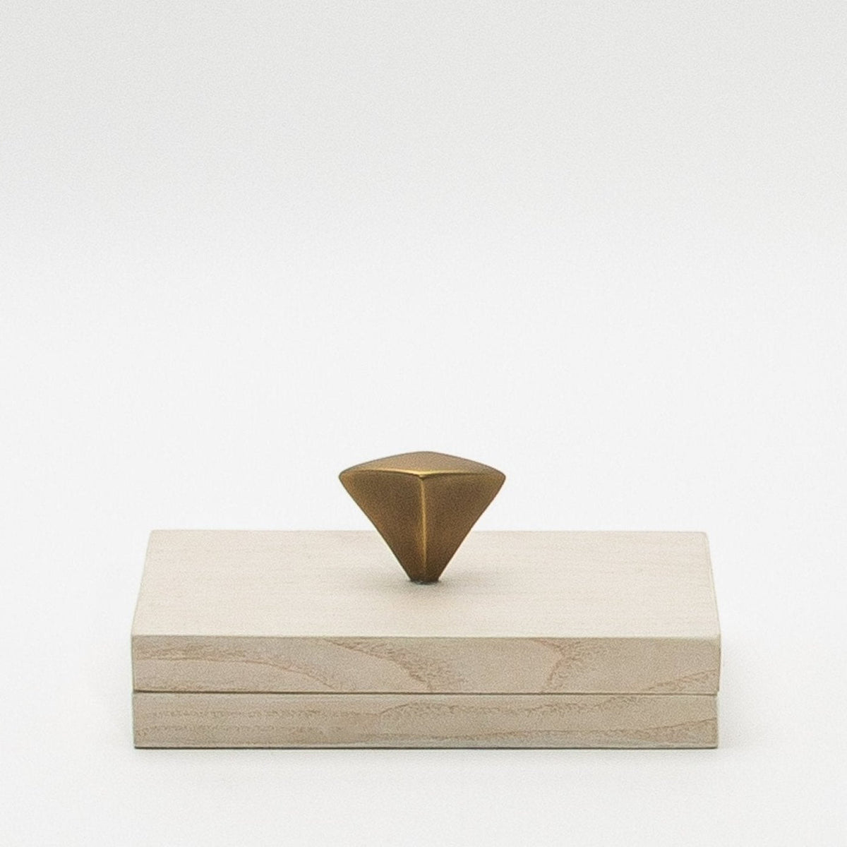 Box in White Oak with Bronze Patina Brass Knob by Kifu Paris