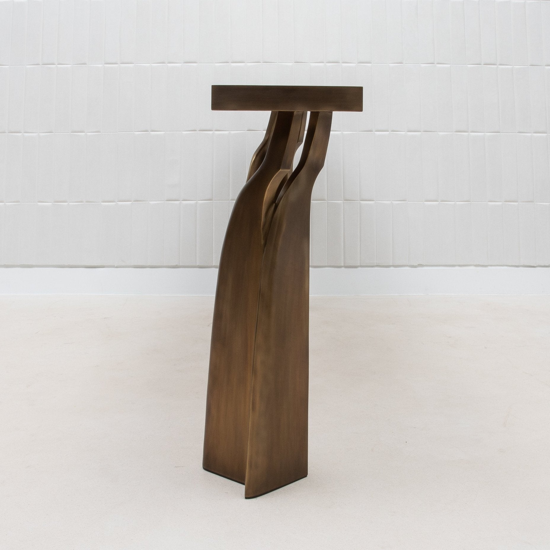 {{ product_title }} by {{ vendor }} – luxury {{ product_type }} at MOGUL