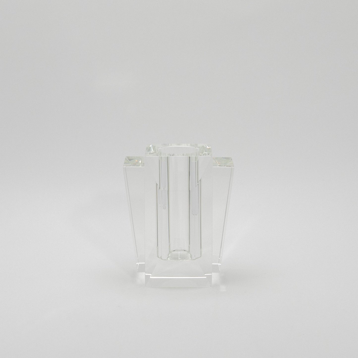 {{ product_title }} by {{ vendor }} – luxury {{ product_type }} at MOGUL