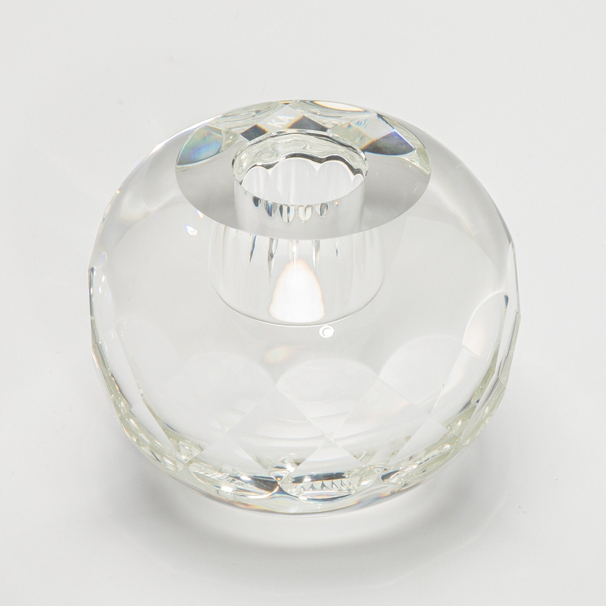 {{ product_title }} by {{ vendor }} – luxury {{ product_type }} at MOGUL