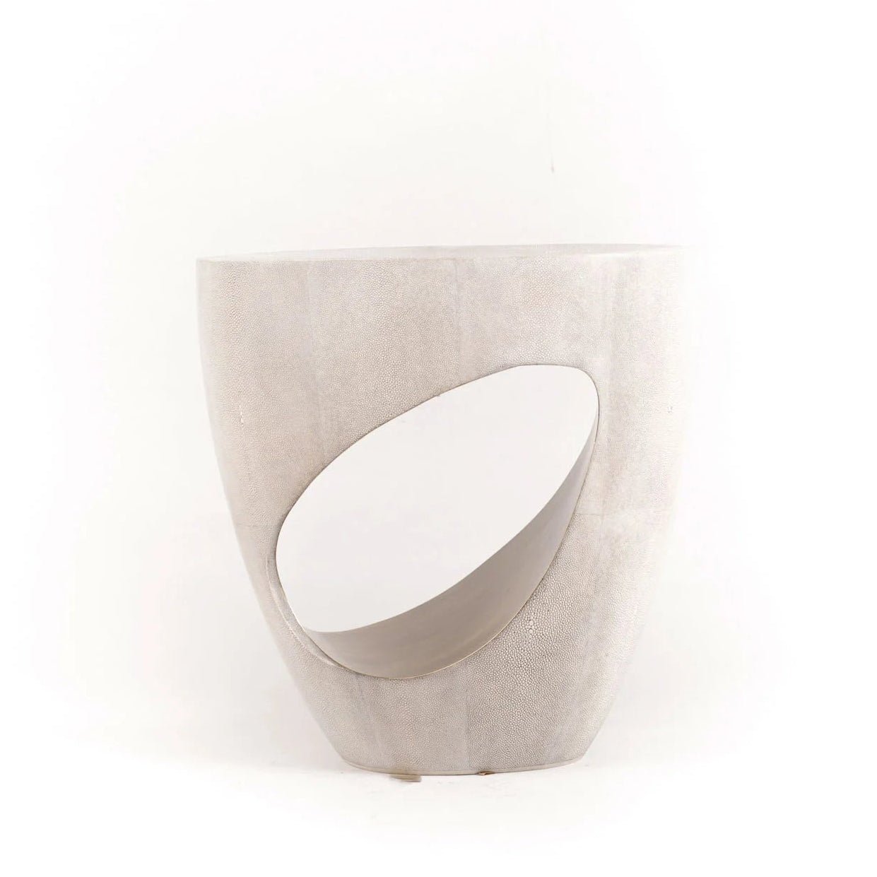 {{ product_title }} by {{ vendor }} – luxury {{ product_type }} at MOGUL