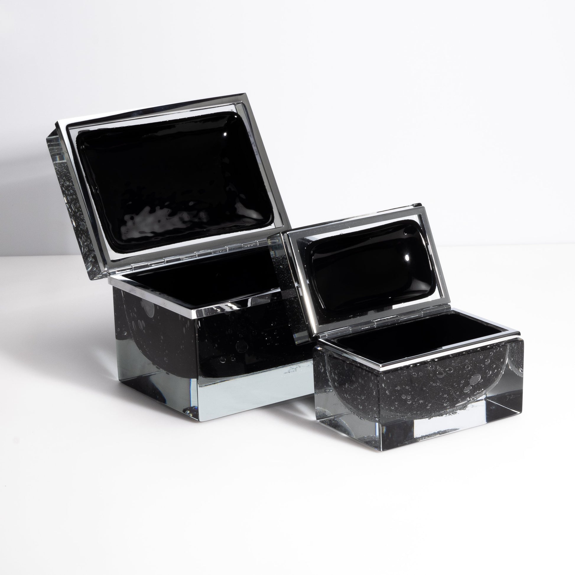 Murano Box with Bubbles and Chrome Fittings in Onyx Black