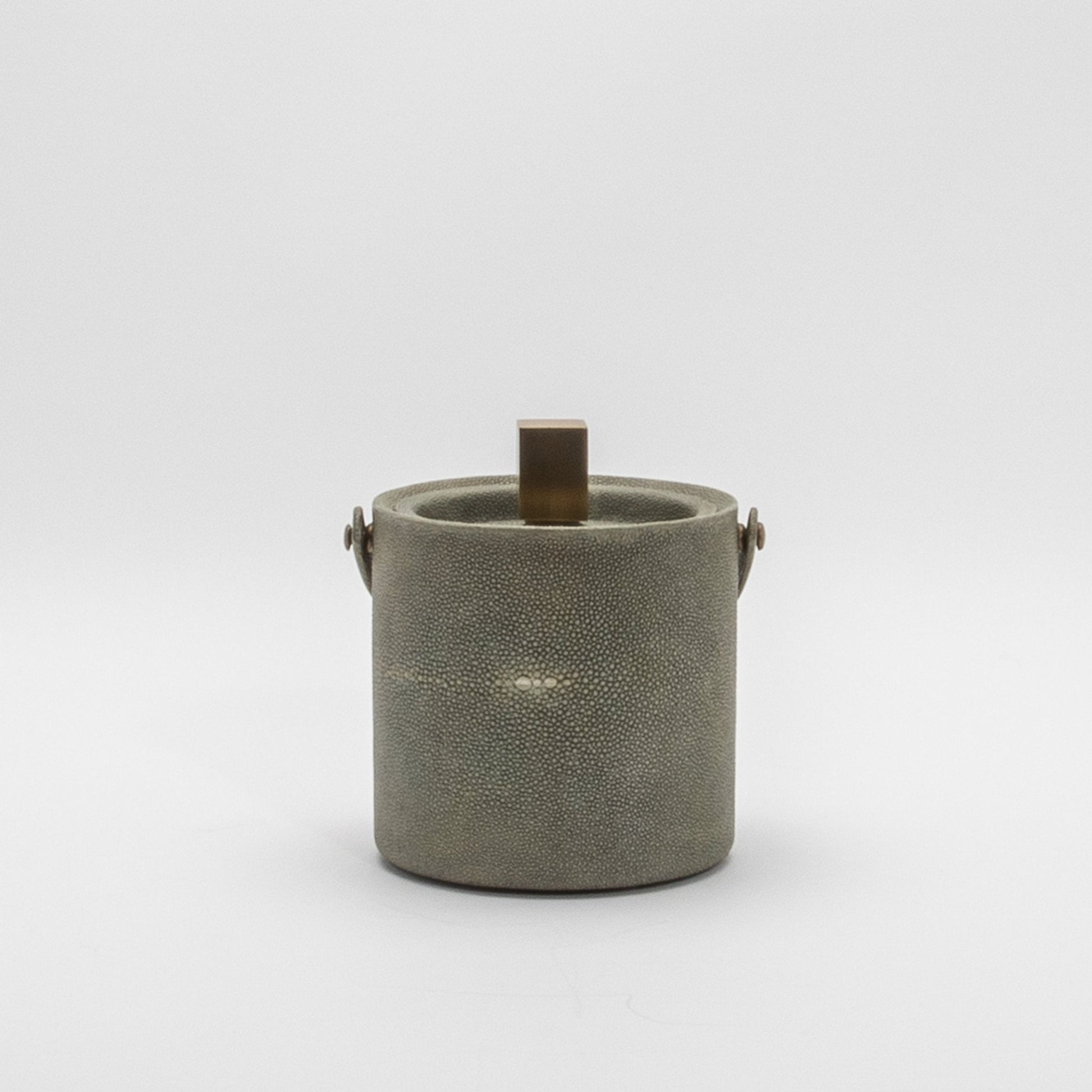 {{ product_title }} by {{ vendor }} – luxury {{ product_type }} at MOGUL