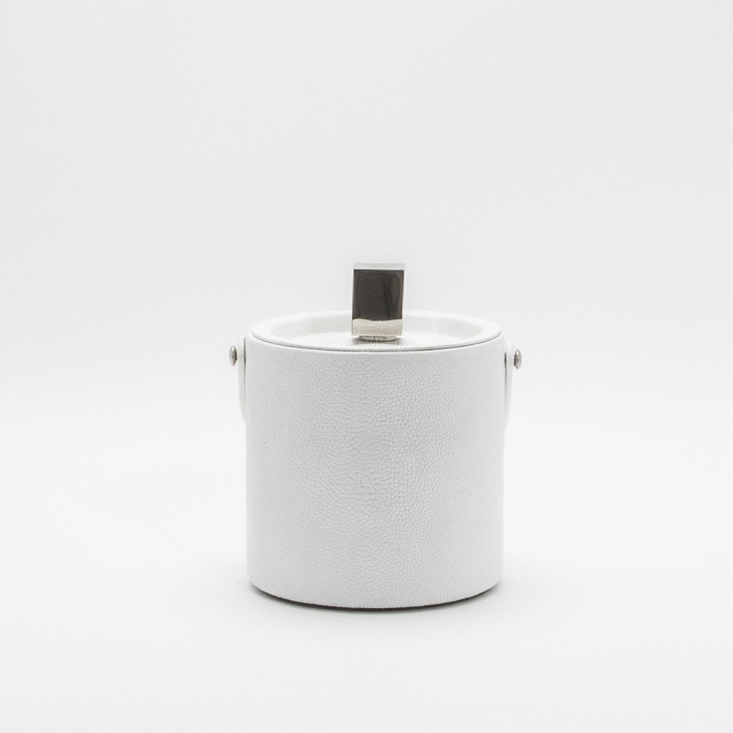 {{ product_title }} by {{ vendor }} – luxury {{ product_type }} at MOGUL