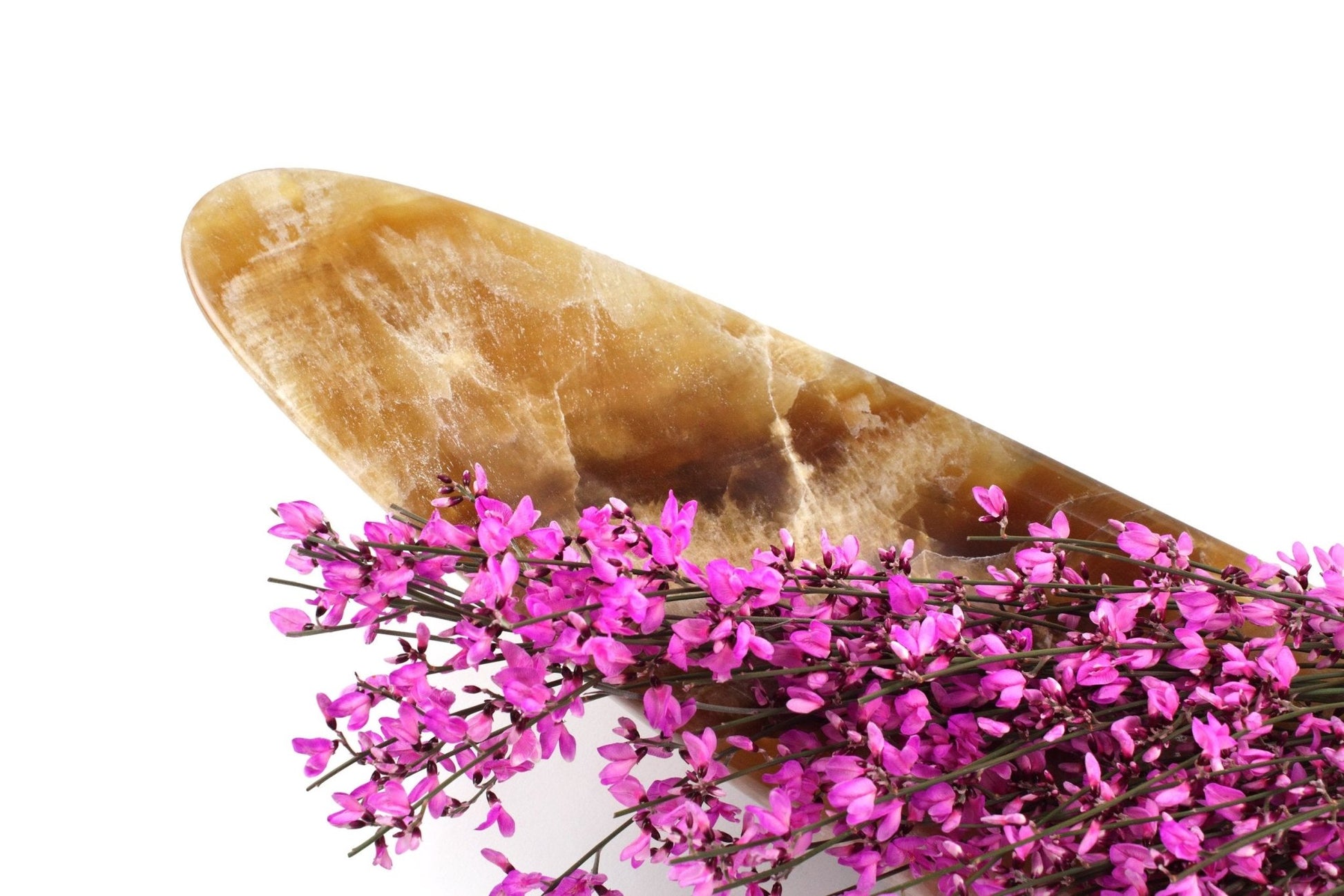 {{ product_title }} by {{ vendor }} – luxury {{ product_type }} at MOGUL