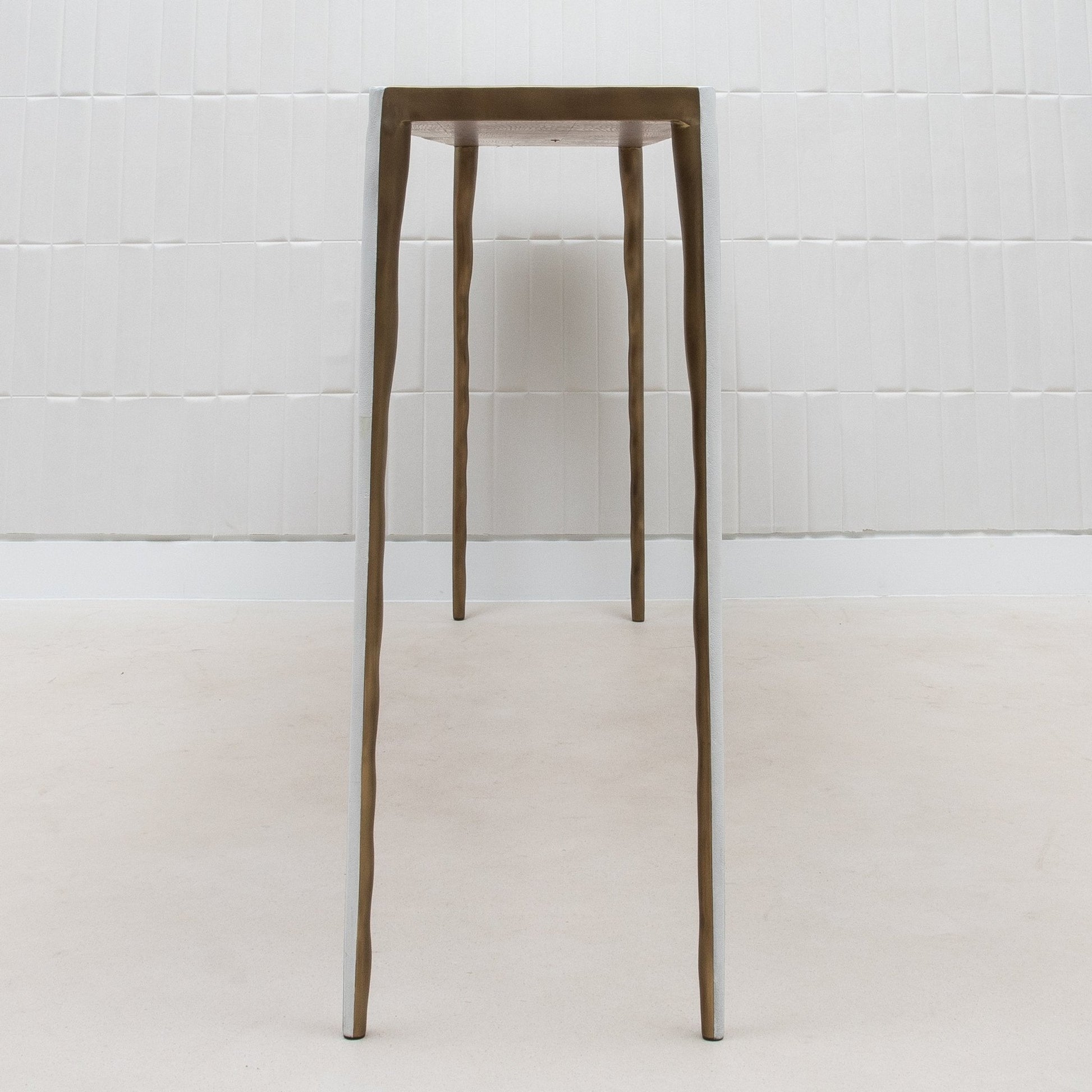 {{ product_title }} by {{ vendor }} – luxury {{ product_type }} at MOGUL