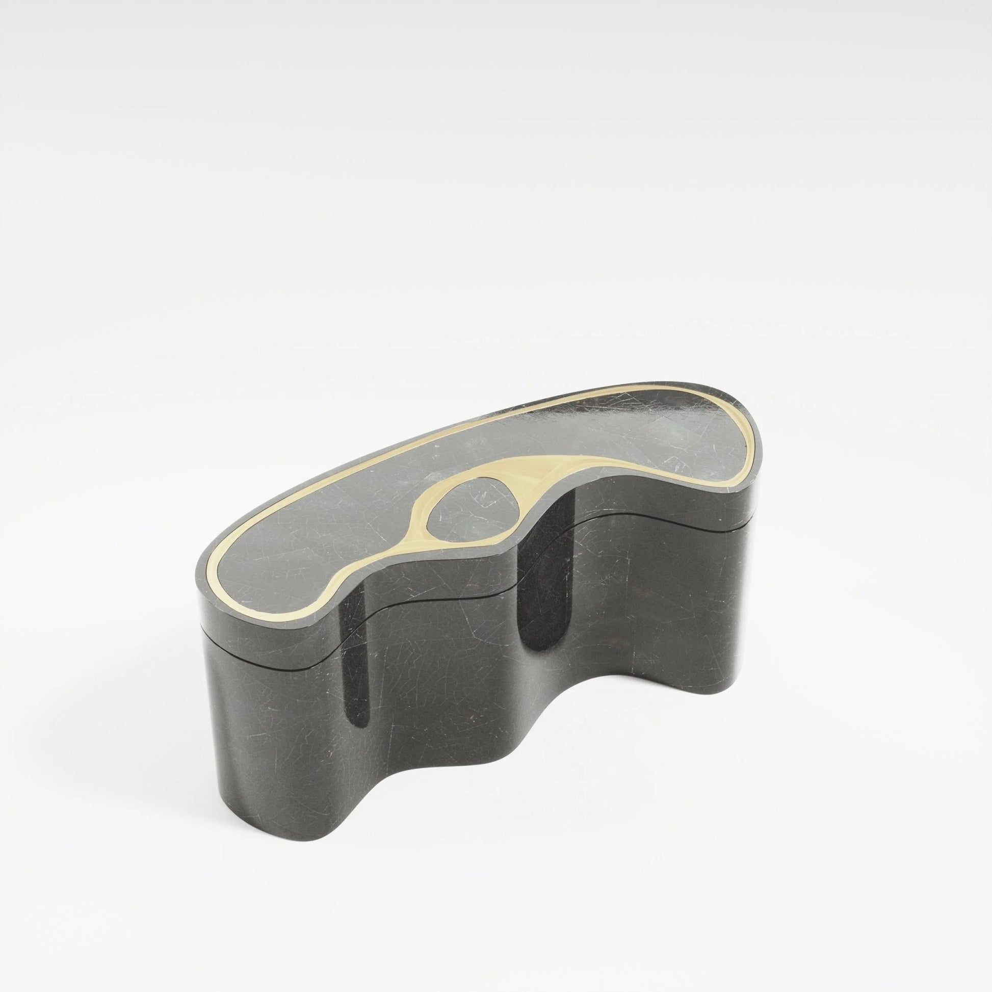 {{ product_title }} by {{ vendor }} – luxury {{ product_type }} at MOGUL