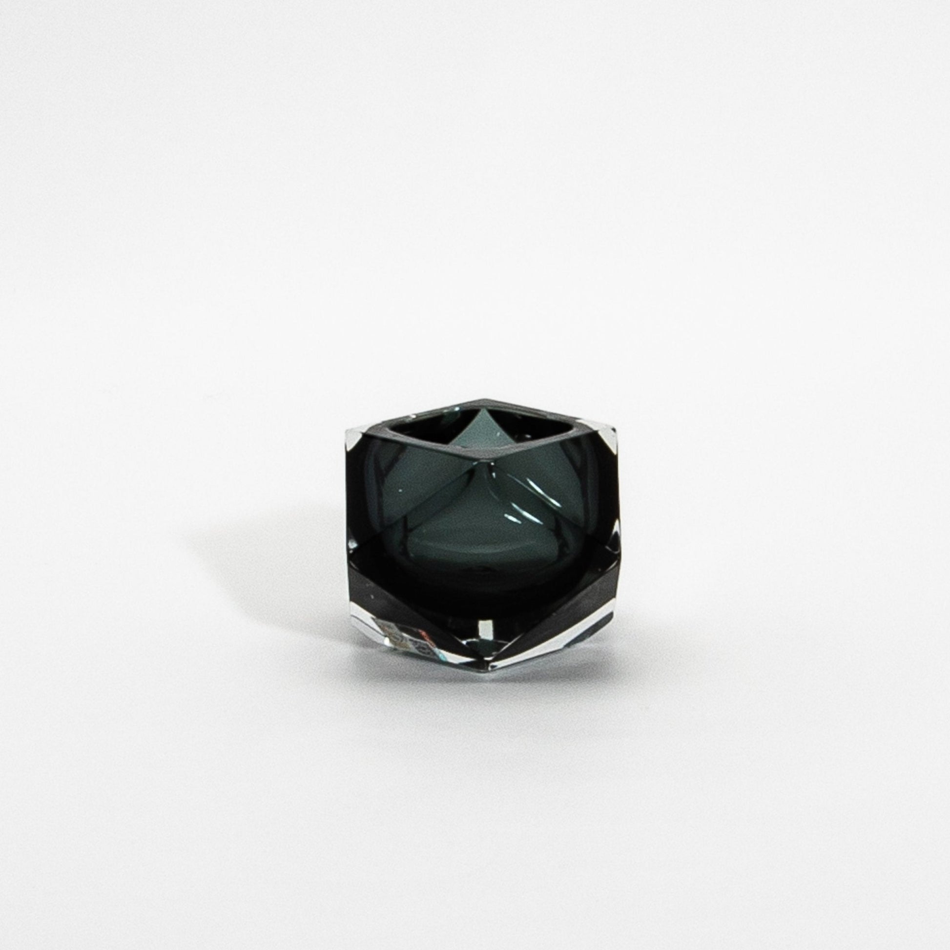 {{ product_title }} by {{ vendor }} – luxury {{ product_type }} at MOGUL