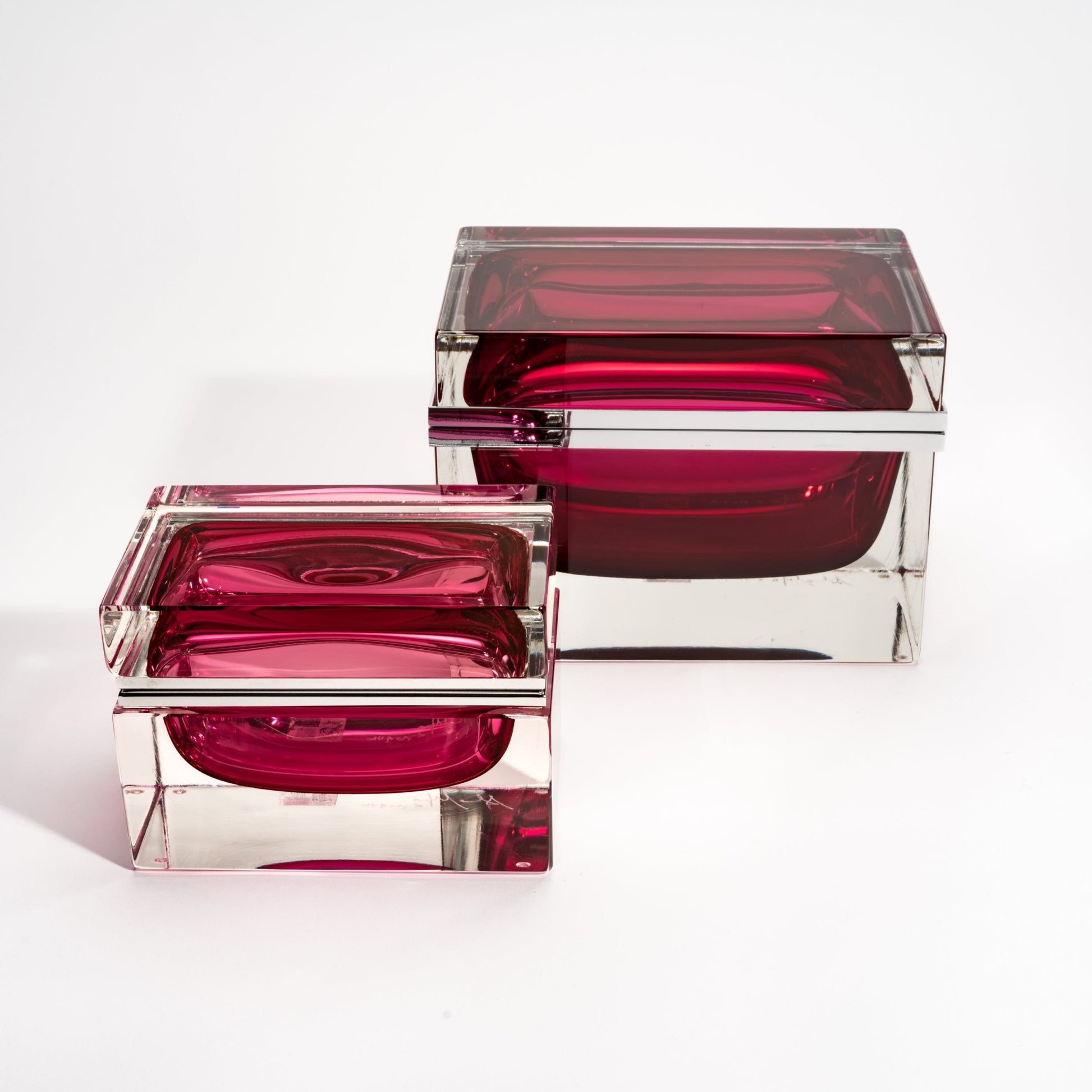 {{ product_title }} by {{ vendor }} – luxury {{ product_type }} at MOGUL