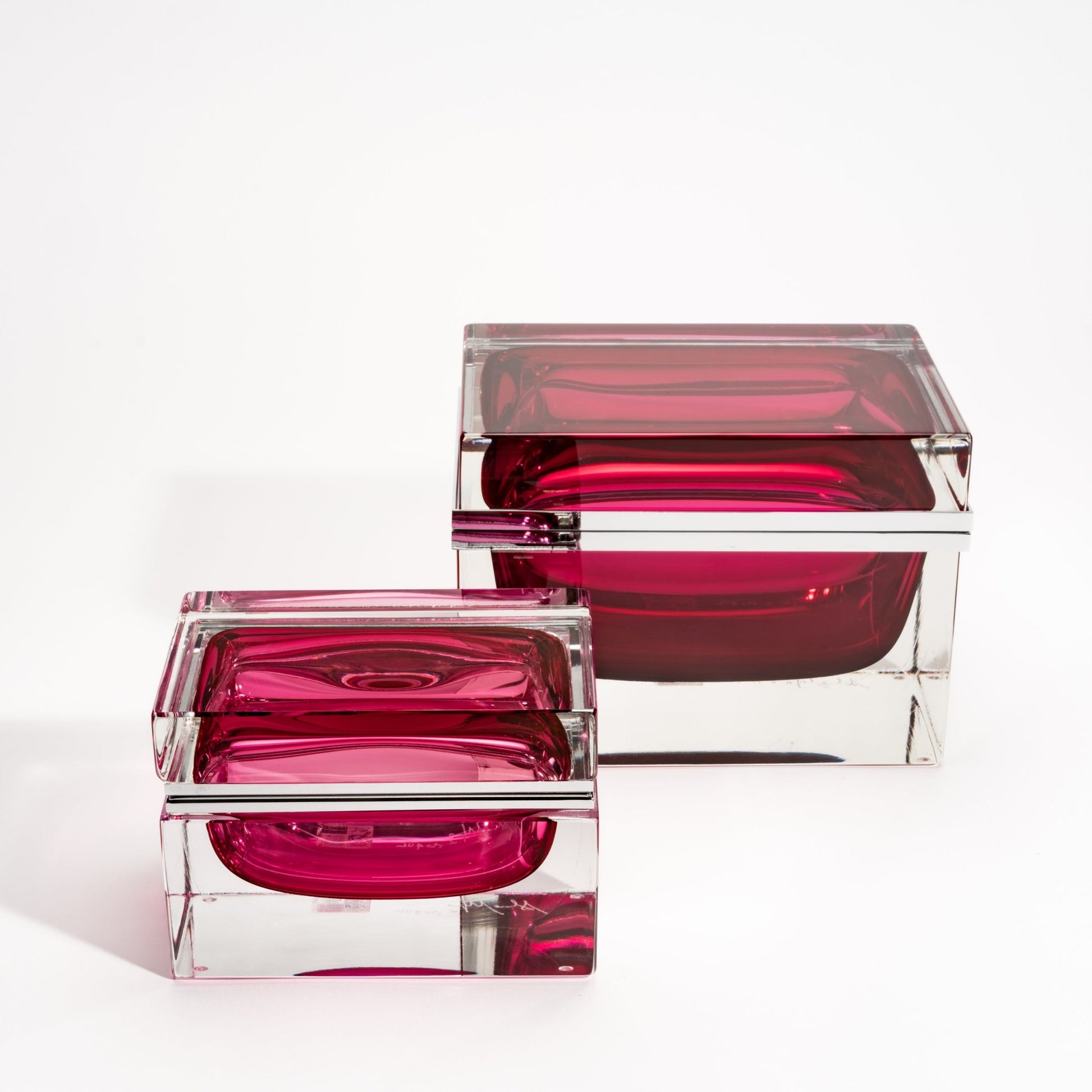 {{ product_title }} by {{ vendor }} – luxury {{ product_type }} at MOGUL